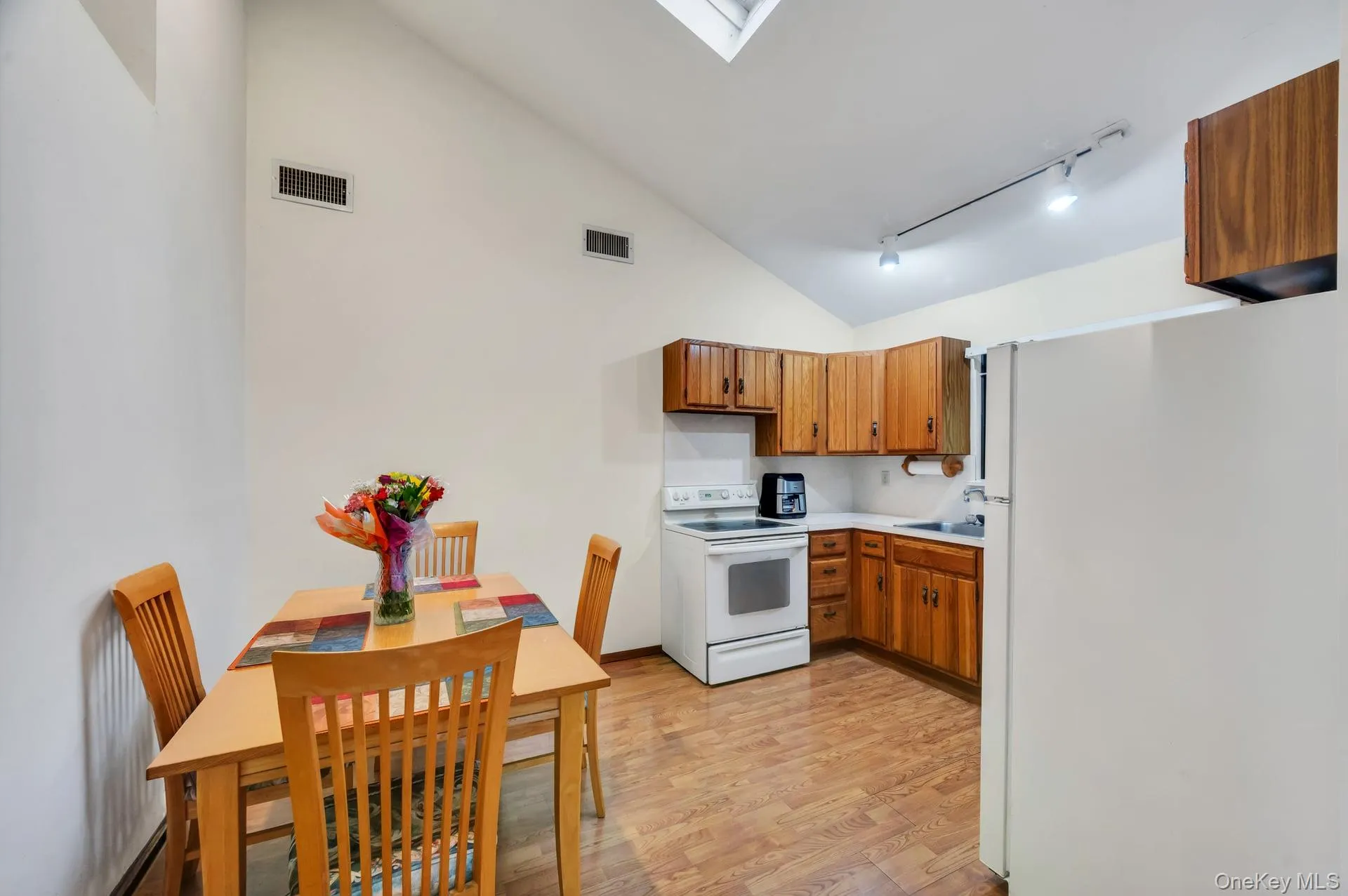 179 Gnarled Hollow Road, Brookhaven, NY, 4 Bedrooms Bedrooms, 8 Rooms Rooms,2 BathroomsBathrooms,Residential,For Rent,Gnarled Hollow,0,997131 179 Gnarled Hollow Road, Brookhaven, NY, 4 Bedrooms Bedrooms, 8 Rooms Rooms,2 BathroomsBathrooms,Residential,For Rent,Gnarled Hollow,0,997131