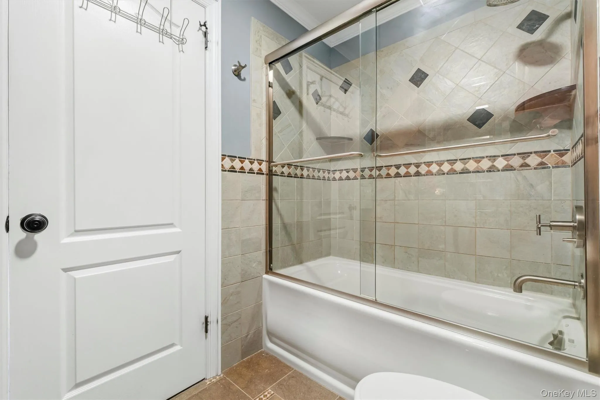 Hall bath. Hall bath.