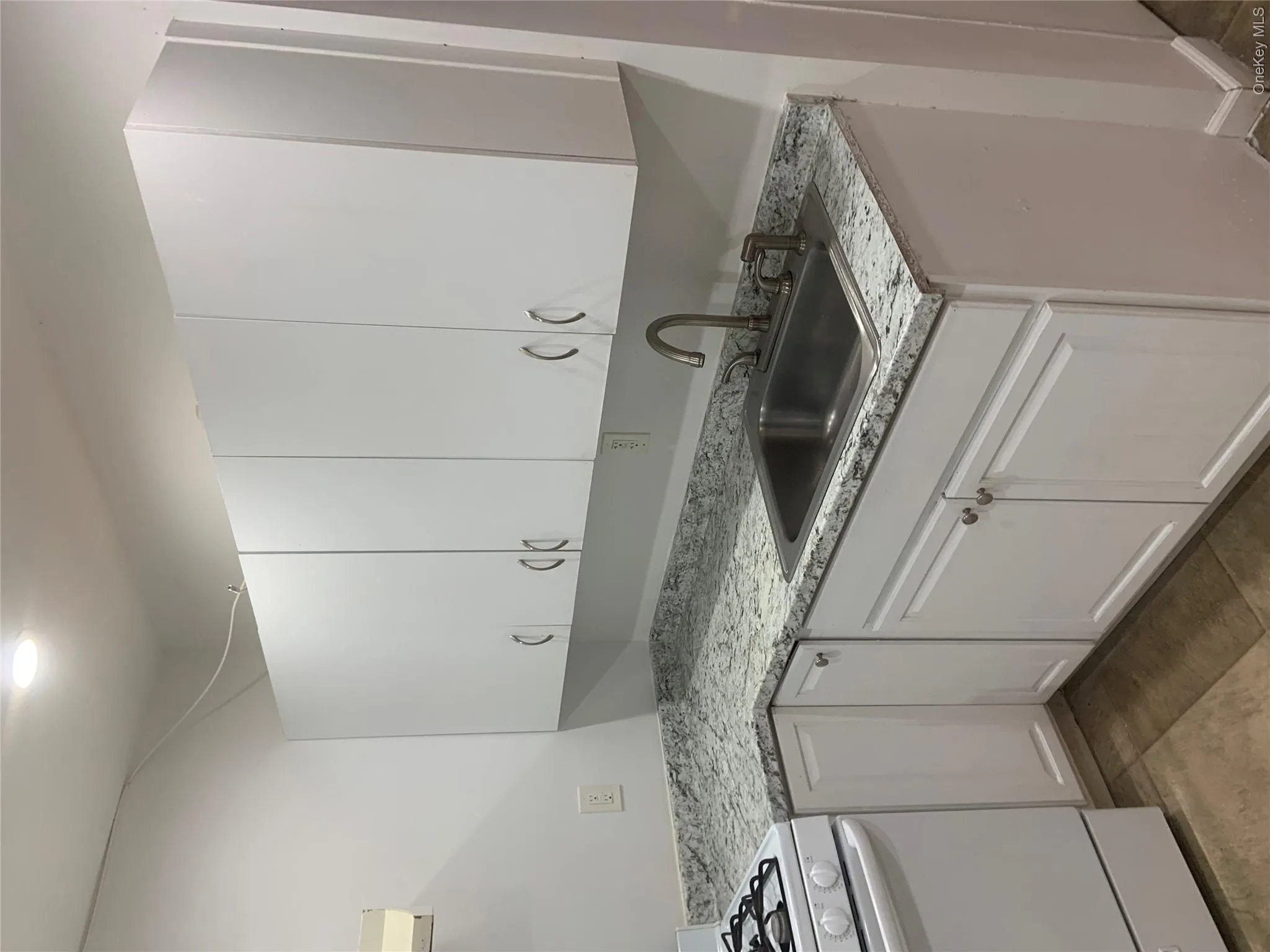 3050 70th Street, New York, NY, 1 Bedroom Bedrooms, 3 Rooms Rooms,1 BathroomBathrooms,Residential Lease,For Rent,70th,0,997138 3050 70th Street, New York, NY, 1 Bedroom Bedrooms, 3 Rooms Rooms,1 BathroomBathrooms,Residential Lease,For Rent,70th,0,997138