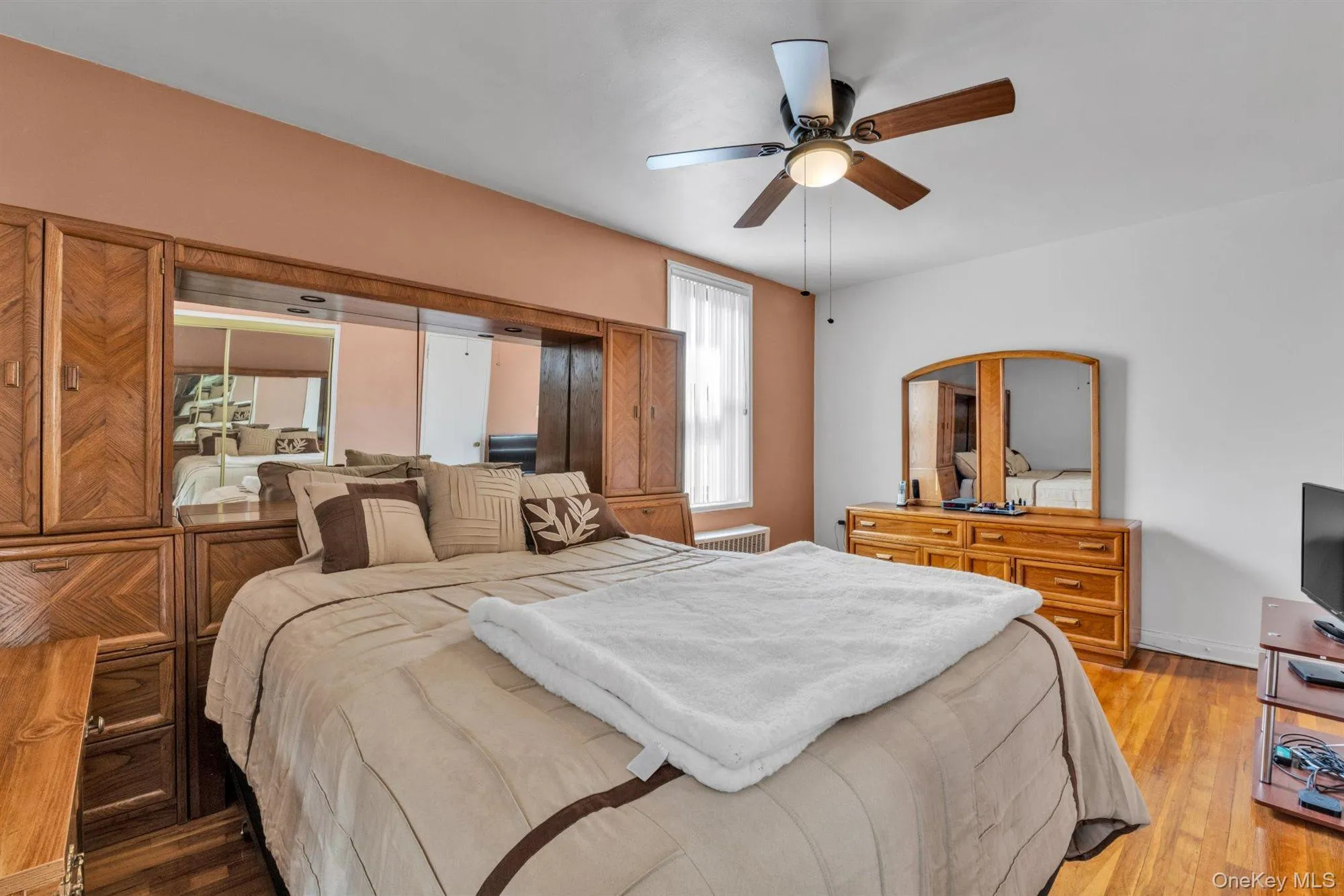 83-35 139 Street, New York, NY, 2 Bedrooms Bedrooms, 5 Rooms Rooms,1 BathroomBathrooms,Residential,For Rent,139,0,997149 83-35 139 Street, New York, NY, 2 Bedrooms Bedrooms, 5 Rooms Rooms,1 BathroomBathrooms,Residential,For Rent,139,0,997149
