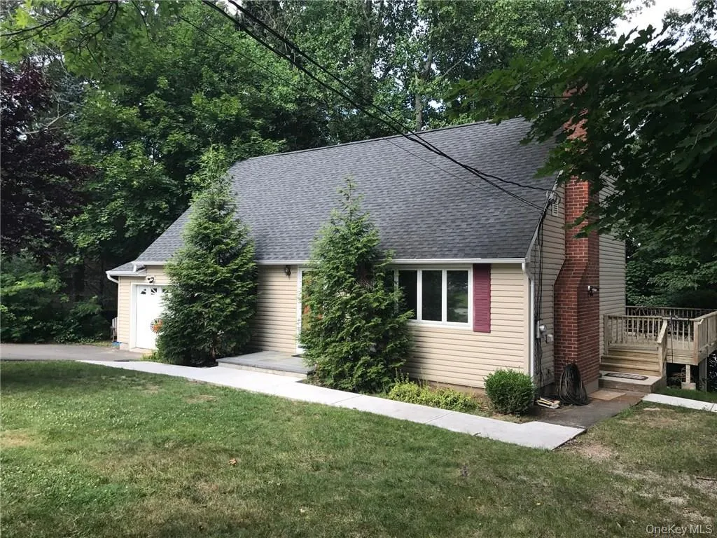 66 Lt Cox Drive, Orangetown, NY, 4 Bedrooms Bedrooms, 9 Rooms Rooms,3 BathroomsBathrooms,Residential Lease,For Rent,Lt Cox,0,997153 66 Lt Cox Drive, Orangetown, NY, 4 Bedrooms Bedrooms, 9 Rooms Rooms,3 BathroomsBathrooms,Residential Lease,For Rent,Lt Cox,0,997153