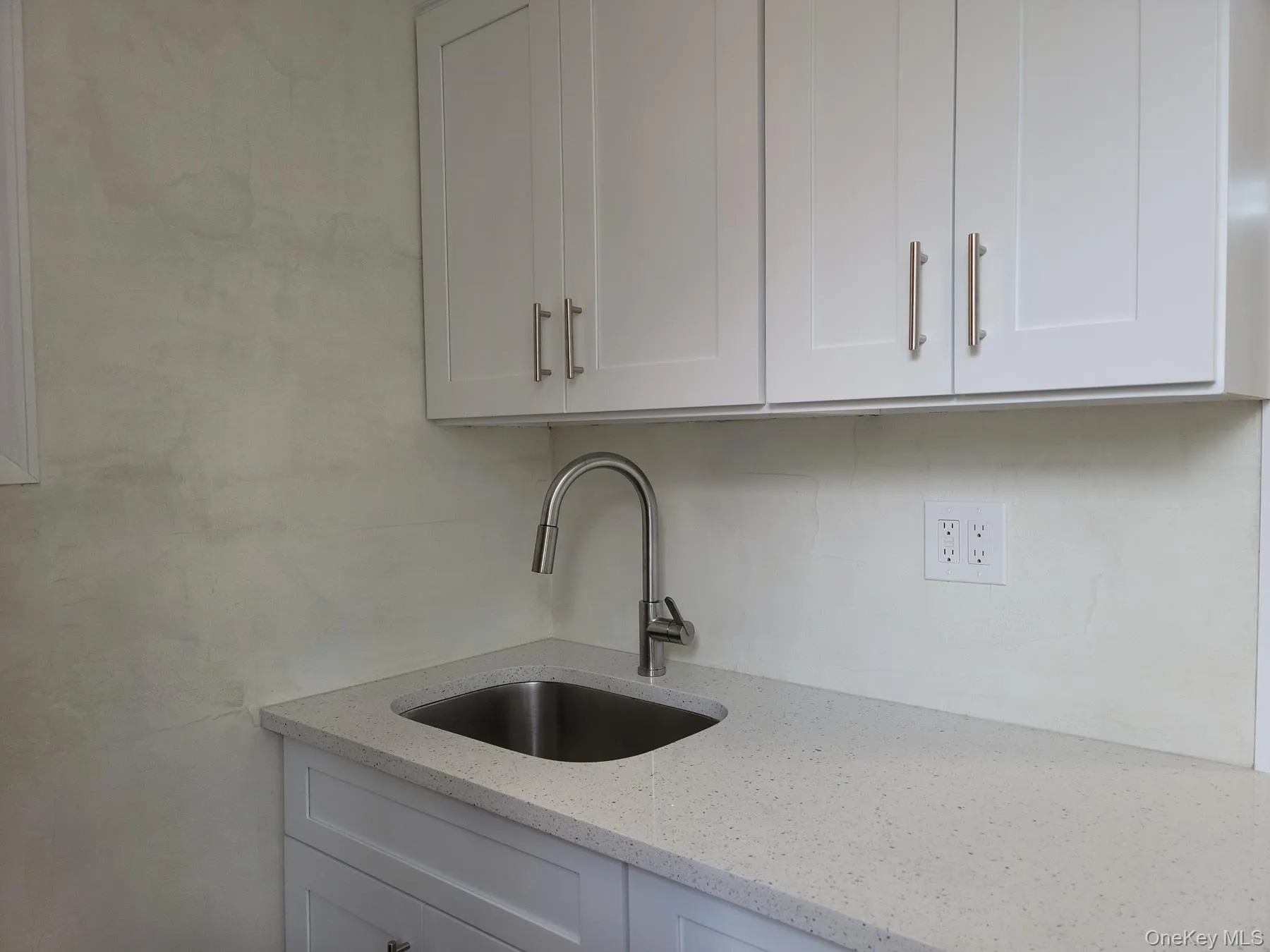 1 Broad Parkway, White Plains, NY, 1 Bedroom Bedrooms, 3 Rooms Rooms,1 BathroomBathrooms,Residential Lease,For Rent,Broad,0,997159 1 Broad Parkway, White Plains, NY, 1 Bedroom Bedrooms, 3 Rooms Rooms,1 BathroomBathrooms,Residential Lease,For Rent,Broad,0,997159
