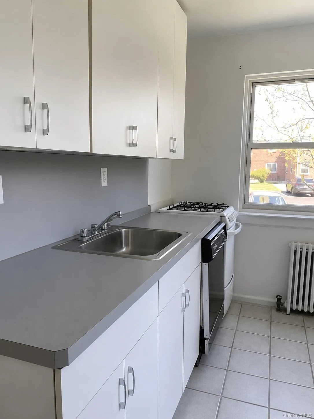 260-51 73rd Avenue, New York, NY, 1 Bedroom Bedrooms, 3 Rooms Rooms,1 BathroomBathrooms,Residential Lease,For Rent,73rd,0,997162 260-51 73rd Avenue, New York, NY, 1 Bedroom Bedrooms, 3 Rooms Rooms,1 BathroomBathrooms,Residential Lease,For Rent,73rd,0,997162