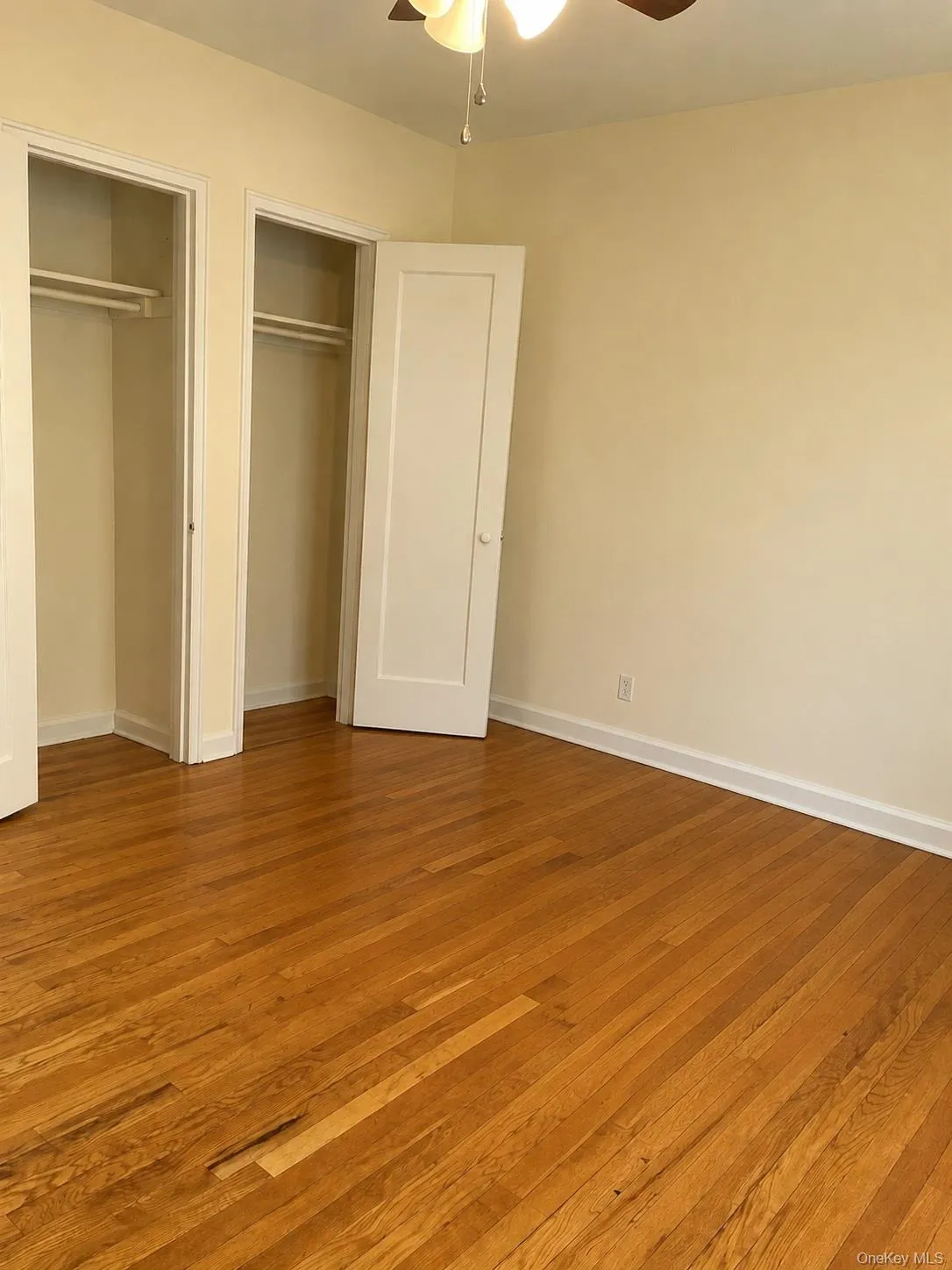 260-51 73rd Avenue, New York, NY, 1 Bedroom Bedrooms, 3 Rooms Rooms,1 BathroomBathrooms,Residential Lease,For Rent,73rd,0,997162 260-51 73rd Avenue, New York, NY, 1 Bedroom Bedrooms, 3 Rooms Rooms,1 BathroomBathrooms,Residential Lease,For Rent,73rd,0,997162