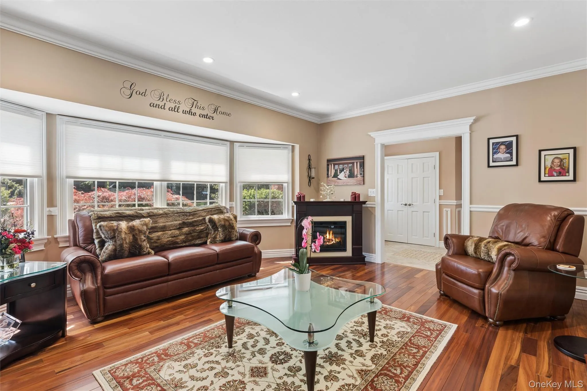 Very large living room Very large living room