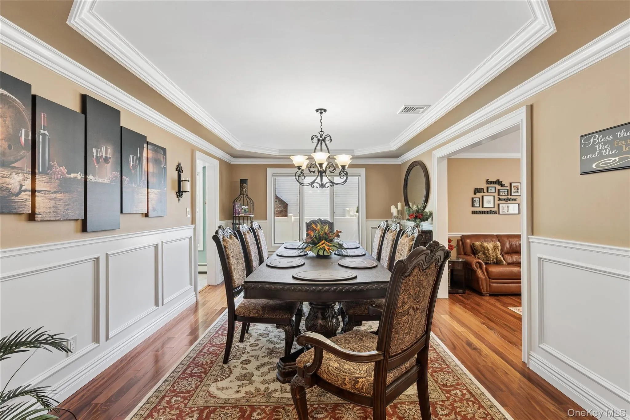 17 Erita Lane, Smithtown, NY, 4 Bedrooms Bedrooms, 8 Rooms Rooms,2 BathroomsBathrooms,Residential,For Rent,Erita,0,997166 17 Erita Lane, Smithtown, NY, 4 Bedrooms Bedrooms, 8 Rooms Rooms,2 BathroomsBathrooms,Residential,For Rent,Erita,0,997166
