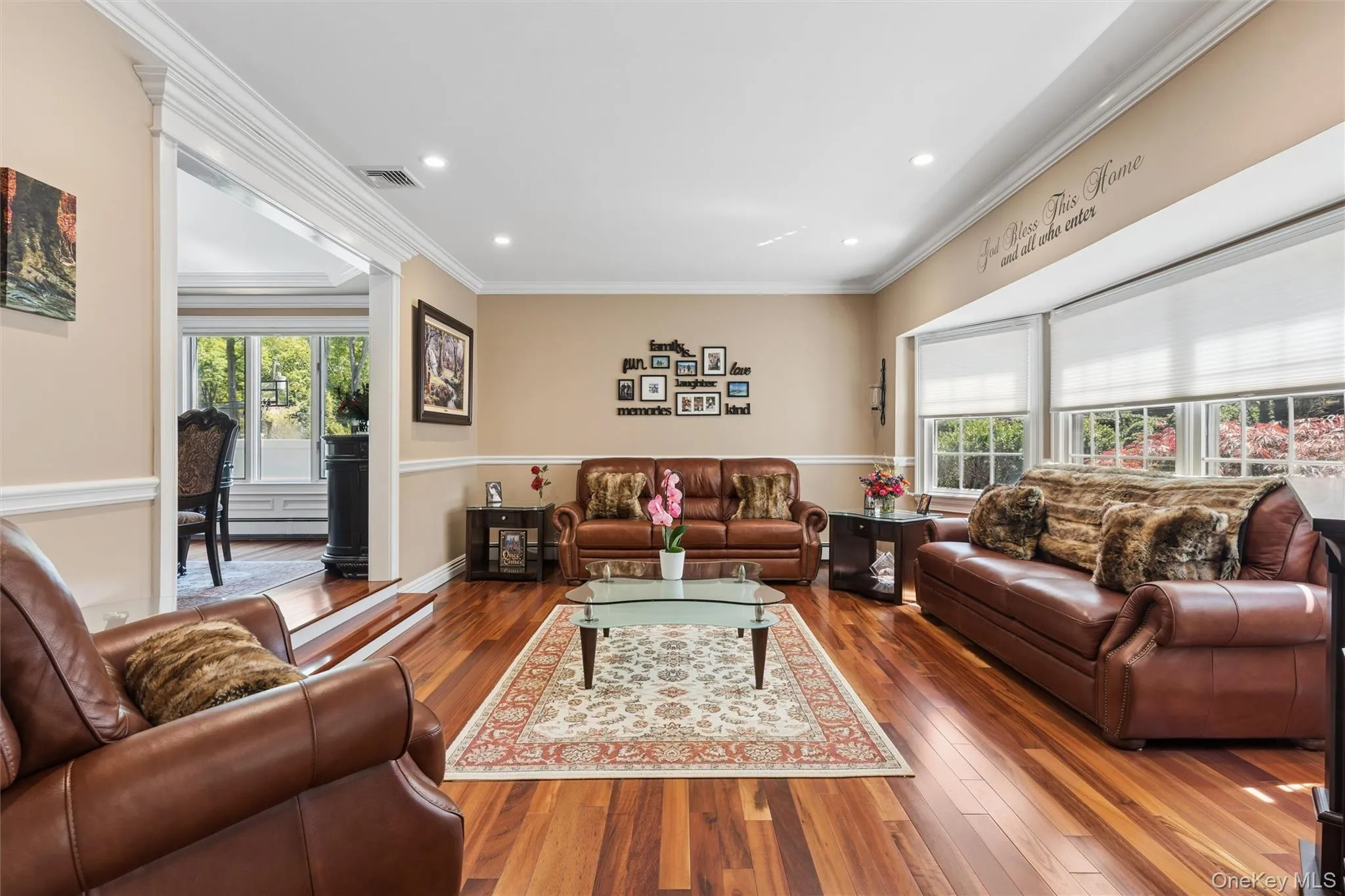 Gorgeous living room. Gorgeous living room.
