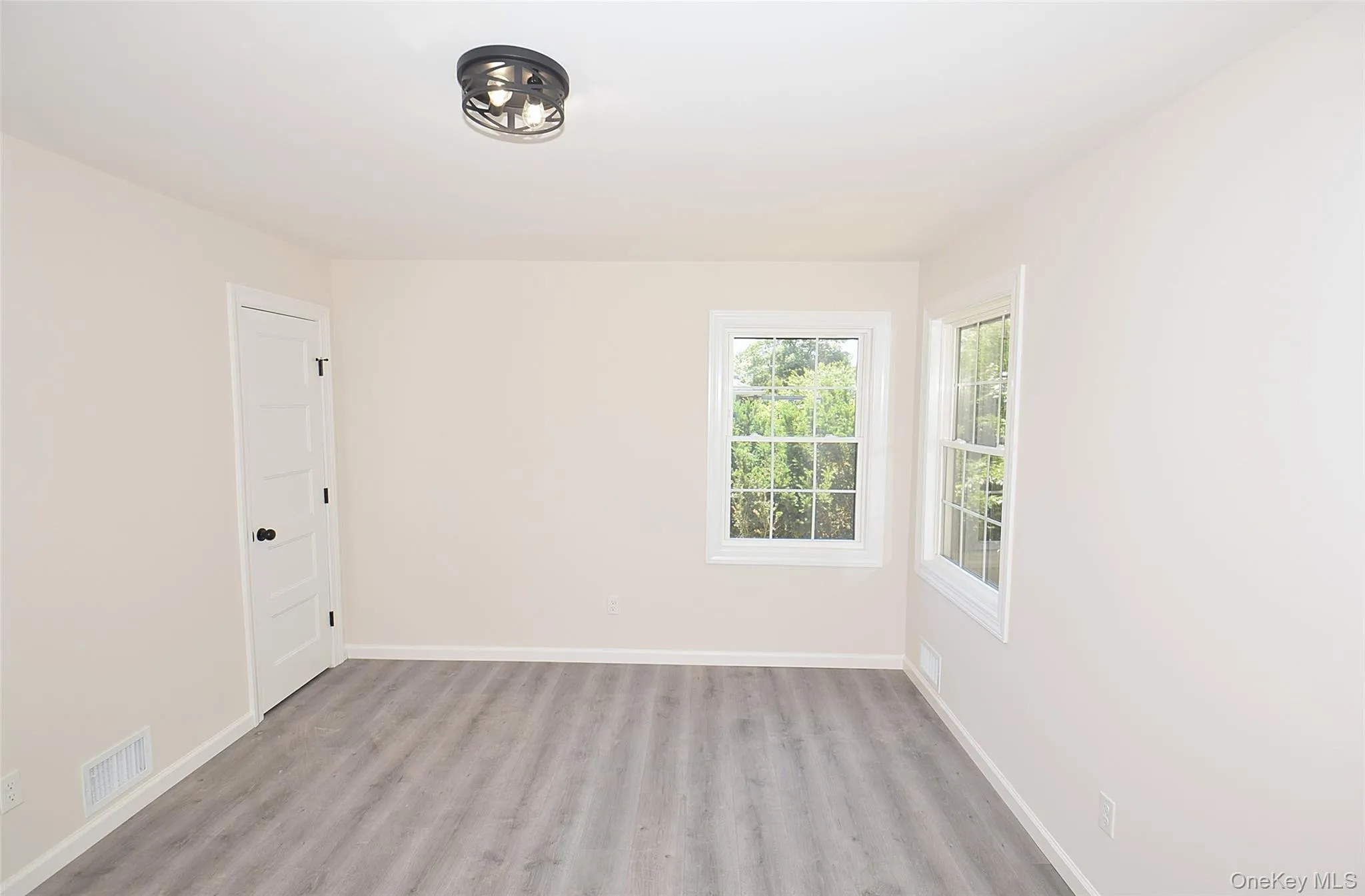 6 Barbara Avenue, Brookhaven, NY, 4 Bedrooms Bedrooms, 8 Rooms Rooms,2 BathroomsBathrooms,Residential,For Rent,Barbara,0,997170 6 Barbara Avenue, Brookhaven, NY, 4 Bedrooms Bedrooms, 8 Rooms Rooms,2 BathroomsBathrooms,Residential,For Rent,Barbara,0,997170