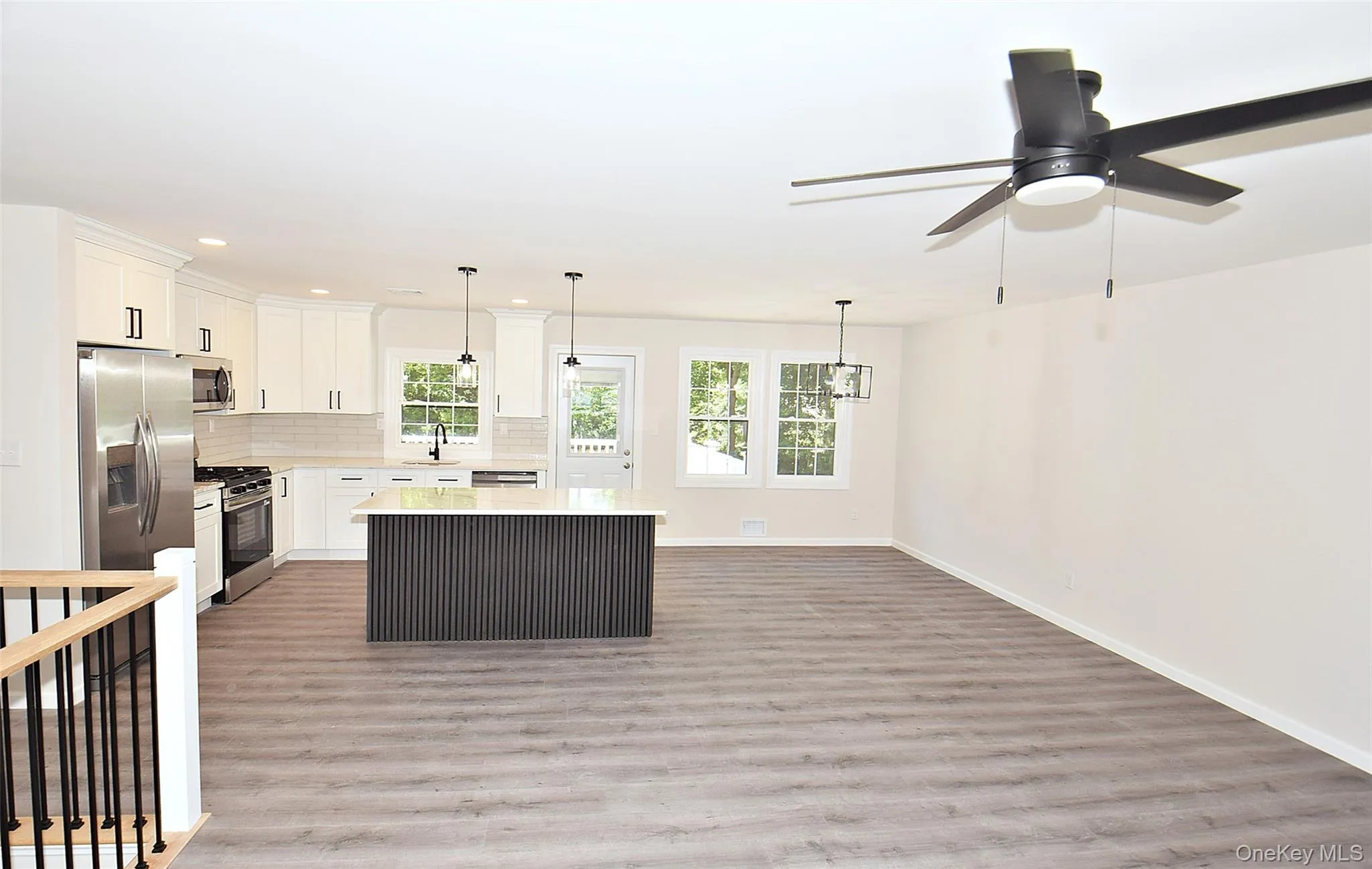 6 Barbara Avenue, Brookhaven, NY, 4 Bedrooms Bedrooms, 8 Rooms Rooms,2 BathroomsBathrooms,Residential,For Rent,Barbara,0,997170 6 Barbara Avenue, Brookhaven, NY, 4 Bedrooms Bedrooms, 8 Rooms Rooms,2 BathroomsBathrooms,Residential,For Rent,Barbara,0,997170