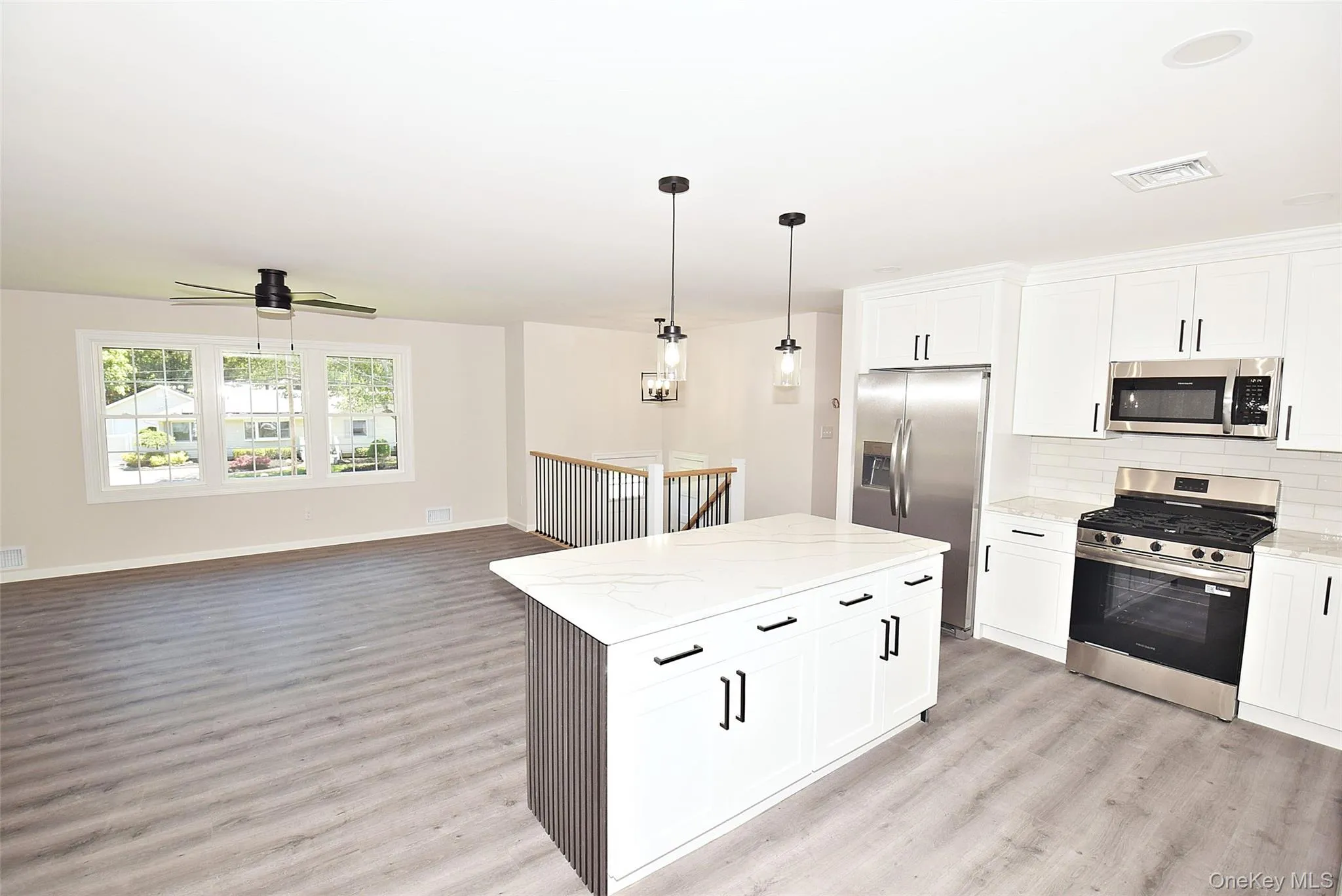6 Barbara Avenue, Brookhaven, NY, 4 Bedrooms Bedrooms, 8 Rooms Rooms,2 BathroomsBathrooms,Residential,For Rent,Barbara,0,997170 6 Barbara Avenue, Brookhaven, NY, 4 Bedrooms Bedrooms, 8 Rooms Rooms,2 BathroomsBathrooms,Residential,For Rent,Barbara,0,997170