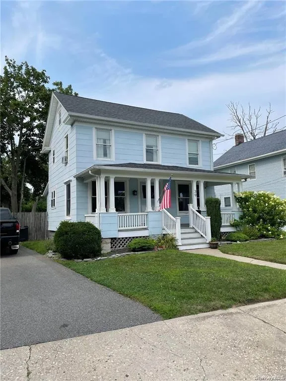 39 Laurel, Brookhaven, NY, 3 Bedrooms Bedrooms, 7 Rooms Rooms,2 BathroomsBathrooms,Residential Lease,For Rent,Laurel,0,997173 39 Laurel, Brookhaven, NY, 3 Bedrooms Bedrooms, 7 Rooms Rooms,2 BathroomsBathrooms,Residential Lease,For Rent,Laurel,0,997173