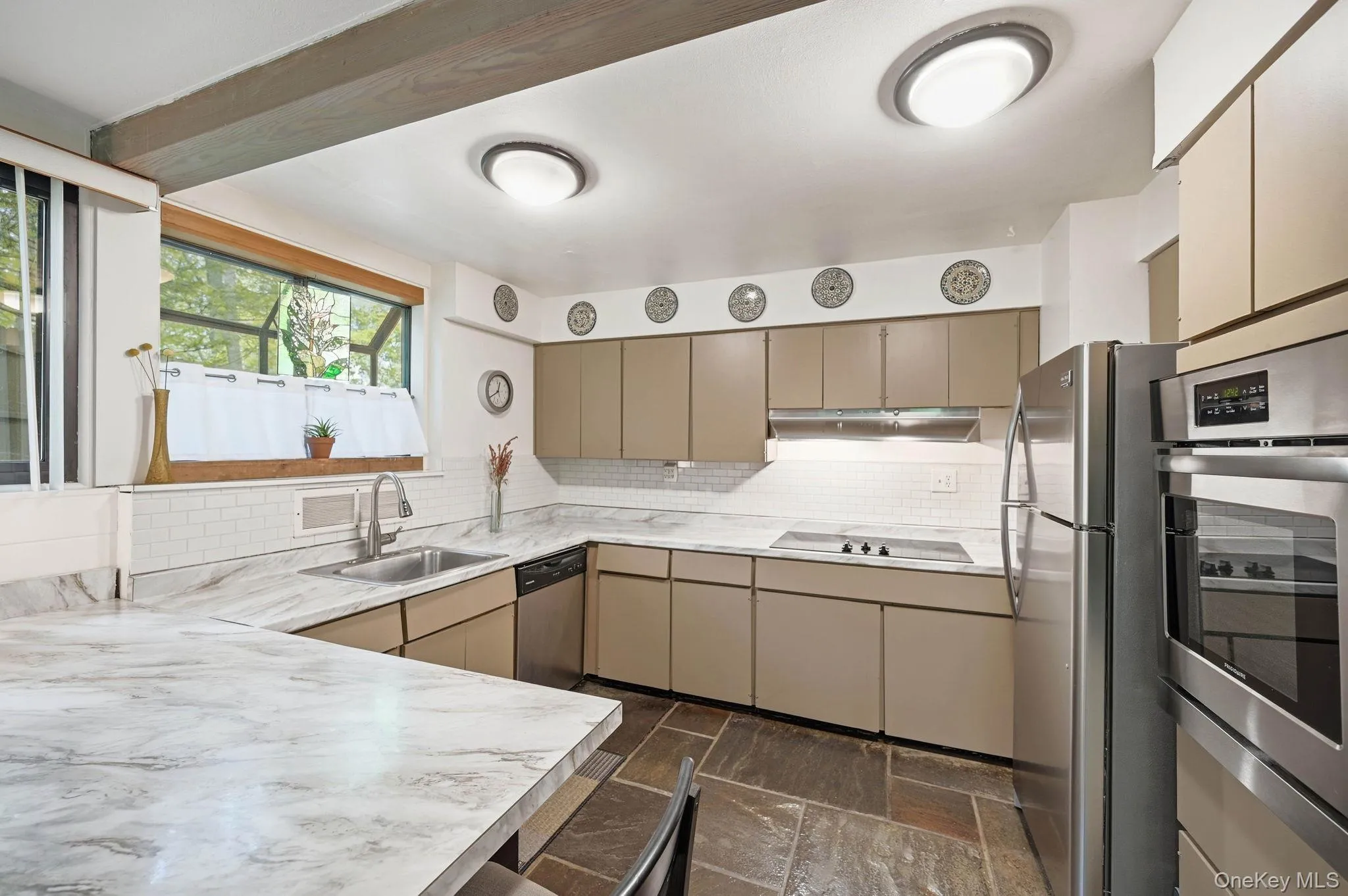 80 Clinton Road, Tuxedo, NY, 4 Bedrooms Bedrooms, 7 Rooms Rooms,2 BathroomsBathrooms,Residential,For Rent,Clinton,0,997183 80 Clinton Road, Tuxedo, NY, 4 Bedrooms Bedrooms, 7 Rooms Rooms,2 BathroomsBathrooms,Residential,For Rent,Clinton,0,997183