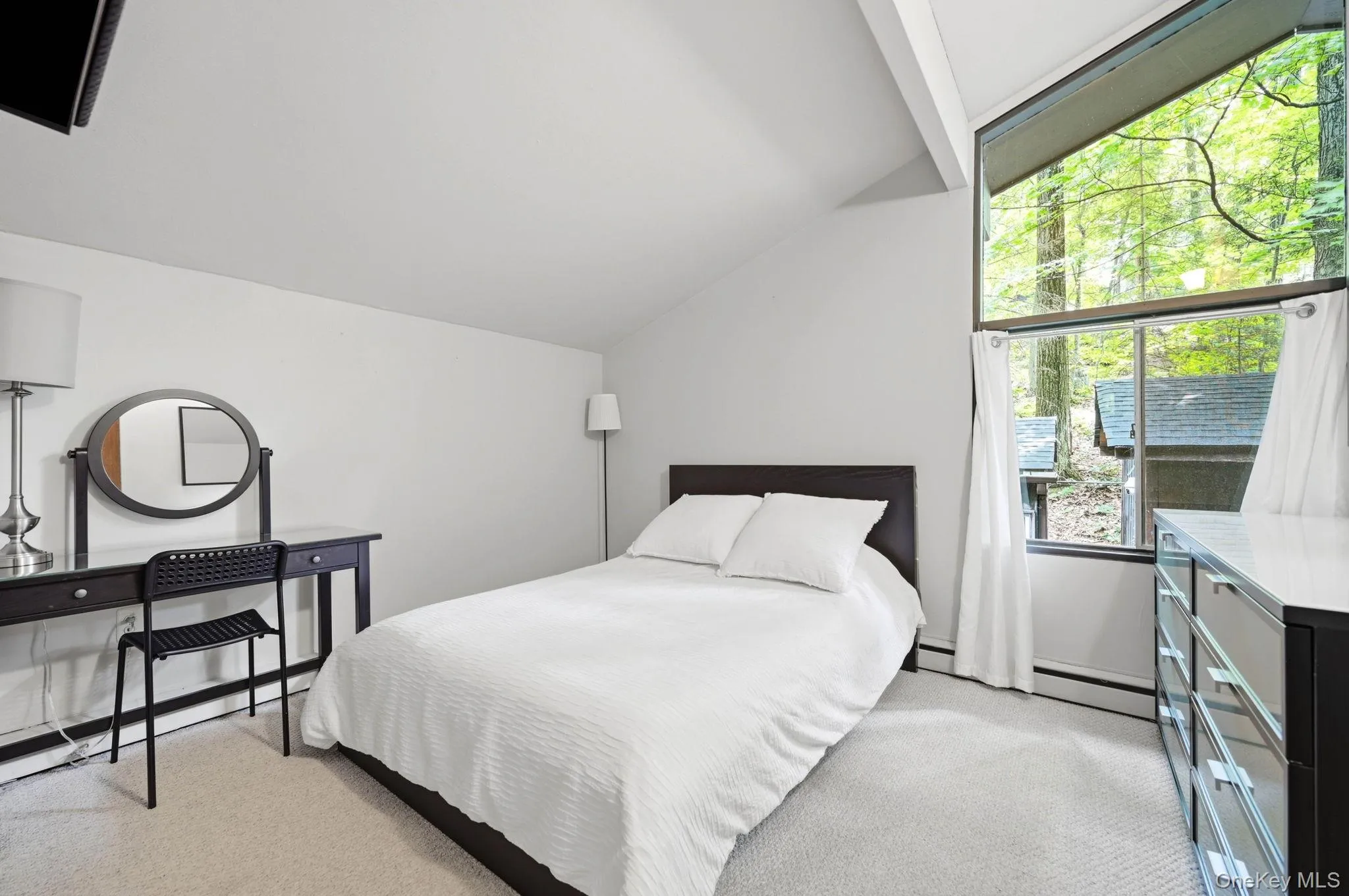 80 Clinton Road, Tuxedo, NY, 4 Bedrooms Bedrooms, 7 Rooms Rooms,2 BathroomsBathrooms,Residential,For Rent,Clinton,0,997183 80 Clinton Road, Tuxedo, NY, 4 Bedrooms Bedrooms, 7 Rooms Rooms,2 BathroomsBathrooms,Residential,For Rent,Clinton,0,997183