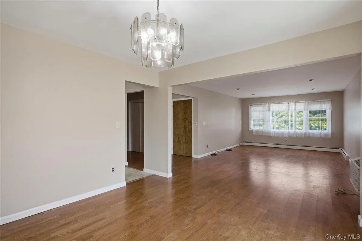 6 Belden Avenue, Yonkers, NY, 3 Bedrooms Bedrooms, 6 Rooms Rooms,2 BathroomsBathrooms,Residential Lease,For Rent,Belden,0,997195 6 Belden Avenue, Yonkers, NY, 3 Bedrooms Bedrooms, 6 Rooms Rooms,2 BathroomsBathrooms,Residential Lease,For Rent,Belden,0,997195