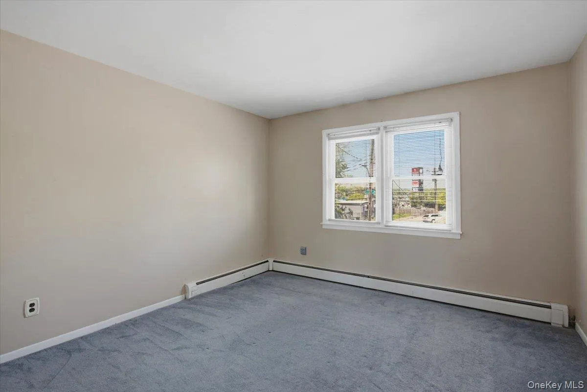 6 Belden Avenue, Yonkers, NY, 3 Bedrooms Bedrooms, 6 Rooms Rooms,2 BathroomsBathrooms,Residential Lease,For Rent,Belden,0,997195 6 Belden Avenue, Yonkers, NY, 3 Bedrooms Bedrooms, 6 Rooms Rooms,2 BathroomsBathrooms,Residential Lease,For Rent,Belden,0,997195