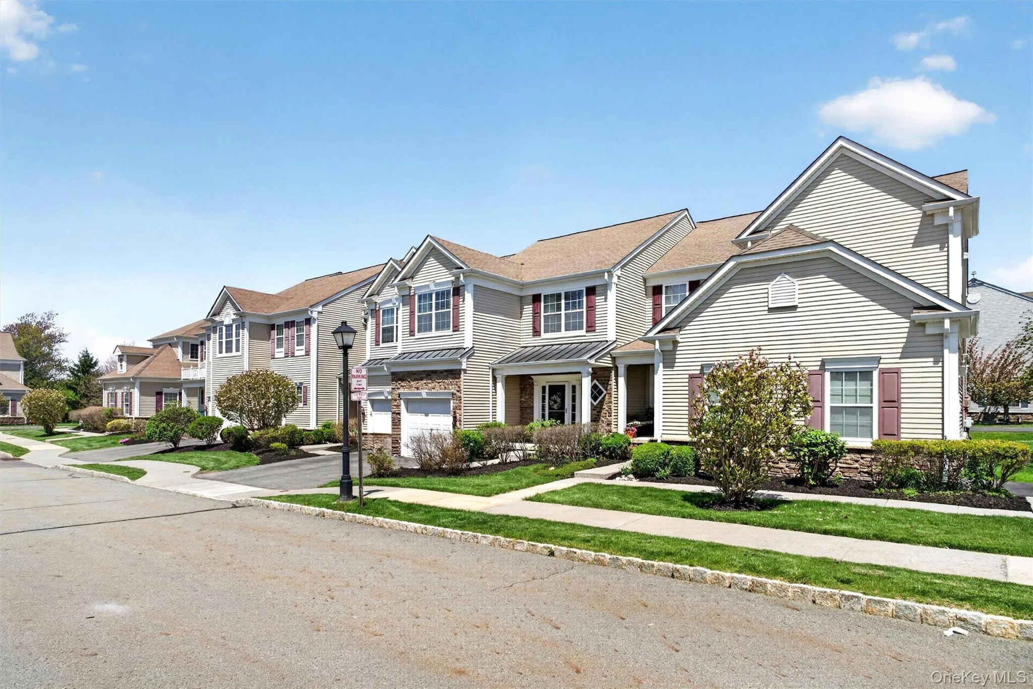 29 Banbury Way, Newburgh (town), NY, 3 Bedrooms Bedrooms, 9 Rooms Rooms,2 BathroomsBathrooms,Residential Sale,For Rent,Banbury,0,997196 29 Banbury Way, Newburgh (town), NY, 3 Bedrooms Bedrooms, 9 Rooms Rooms,2 BathroomsBathrooms,Residential Sale,For Rent,Banbury,0,997196