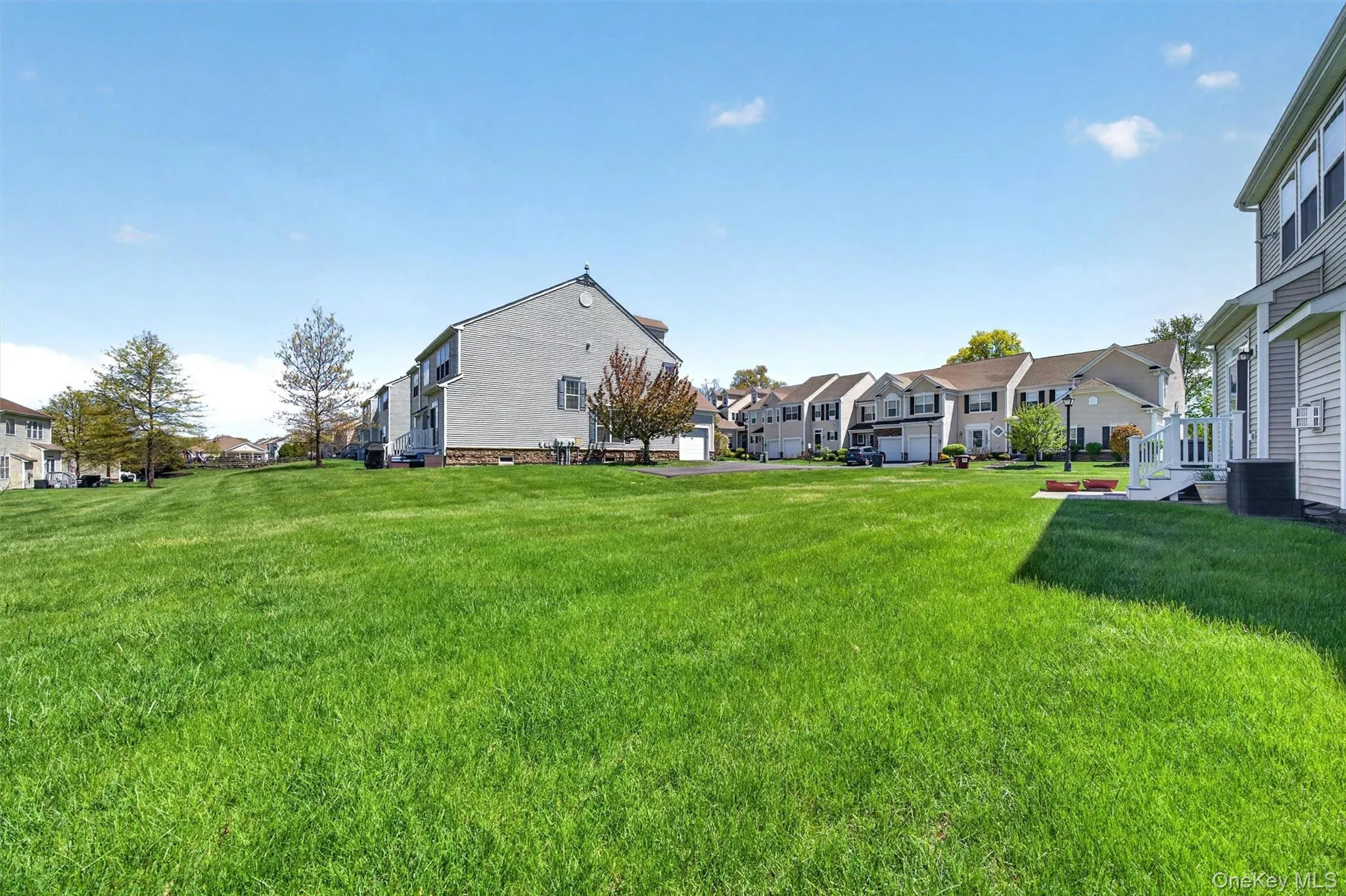 29 Banbury Way, Newburgh (town), NY, 3 Bedrooms Bedrooms, 9 Rooms Rooms,2 BathroomsBathrooms,Residential Sale,For Rent,Banbury,0,997196 29 Banbury Way, Newburgh (town), NY, 3 Bedrooms Bedrooms, 9 Rooms Rooms,2 BathroomsBathrooms,Residential Sale,For Rent,Banbury,0,997196