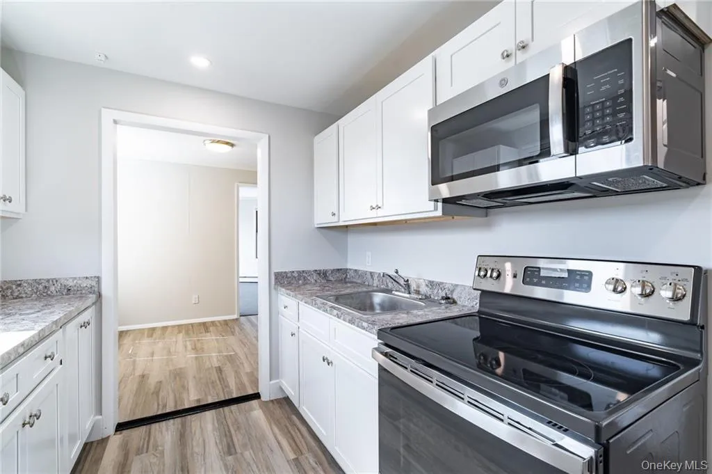 120 Grand Street, Cortlandt, NY, 2 Bedrooms Bedrooms, 6 Rooms Rooms,1 BathroomBathrooms,Residential Lease,For Rent,Grand,0,997202 120 Grand Street, Cortlandt, NY, 2 Bedrooms Bedrooms, 6 Rooms Rooms,1 BathroomBathrooms,Residential Lease,For Rent,Grand,0,997202