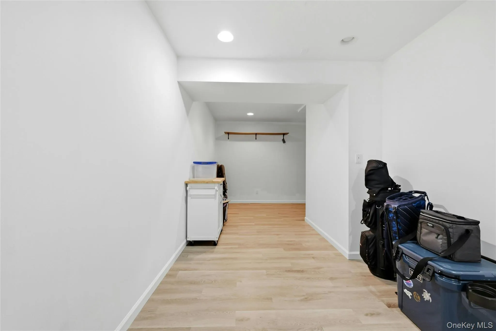 515 High Street, Brookhaven, NY, 3 Bedrooms Bedrooms, 7 Rooms Rooms,2 BathroomsBathrooms,Residential Sale,For Rent,High,0,997206 515 High Street, Brookhaven, NY, 3 Bedrooms Bedrooms, 7 Rooms Rooms,2 BathroomsBathrooms,Residential Sale,For Rent,High,0,997206