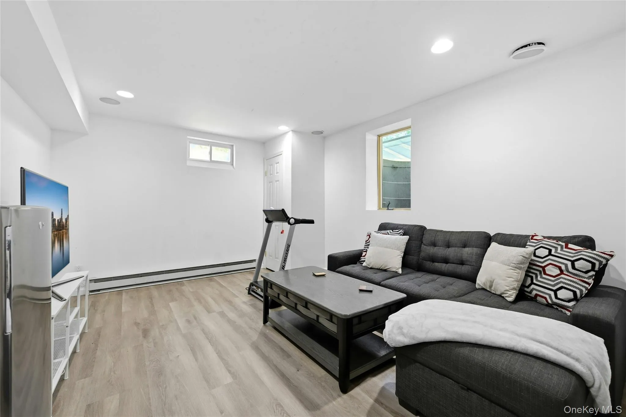 515 High Street, Brookhaven, NY, 3 Bedrooms Bedrooms, 7 Rooms Rooms,2 BathroomsBathrooms,Residential Sale,For Rent,High,0,997206 515 High Street, Brookhaven, NY, 3 Bedrooms Bedrooms, 7 Rooms Rooms,2 BathroomsBathrooms,Residential Sale,For Rent,High,0,997206