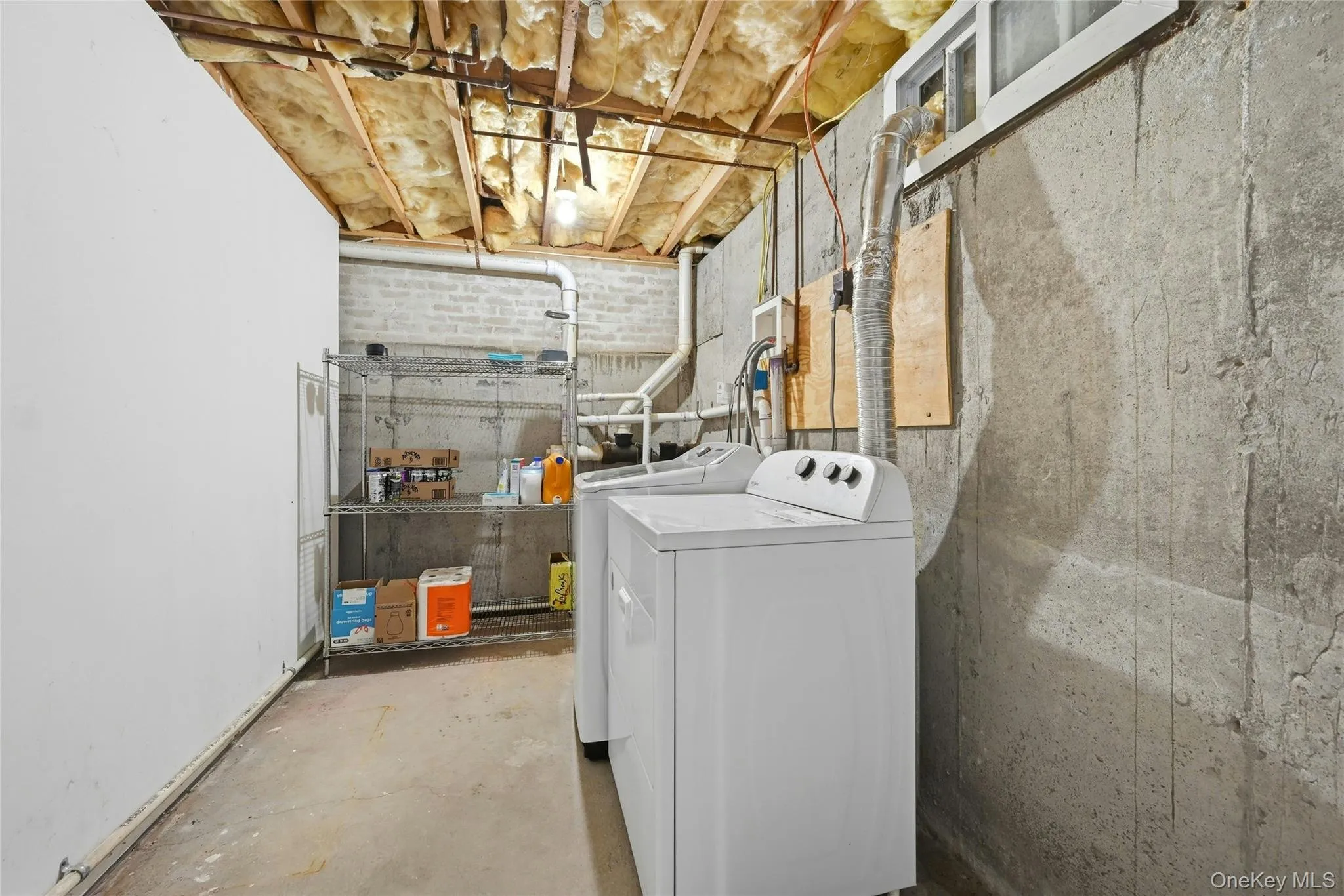 515 High Street, Brookhaven, NY, 3 Bedrooms Bedrooms, 7 Rooms Rooms,2 BathroomsBathrooms,Residential Sale,For Rent,High,0,997206 515 High Street, Brookhaven, NY, 3 Bedrooms Bedrooms, 7 Rooms Rooms,2 BathroomsBathrooms,Residential Sale,For Rent,High,0,997206