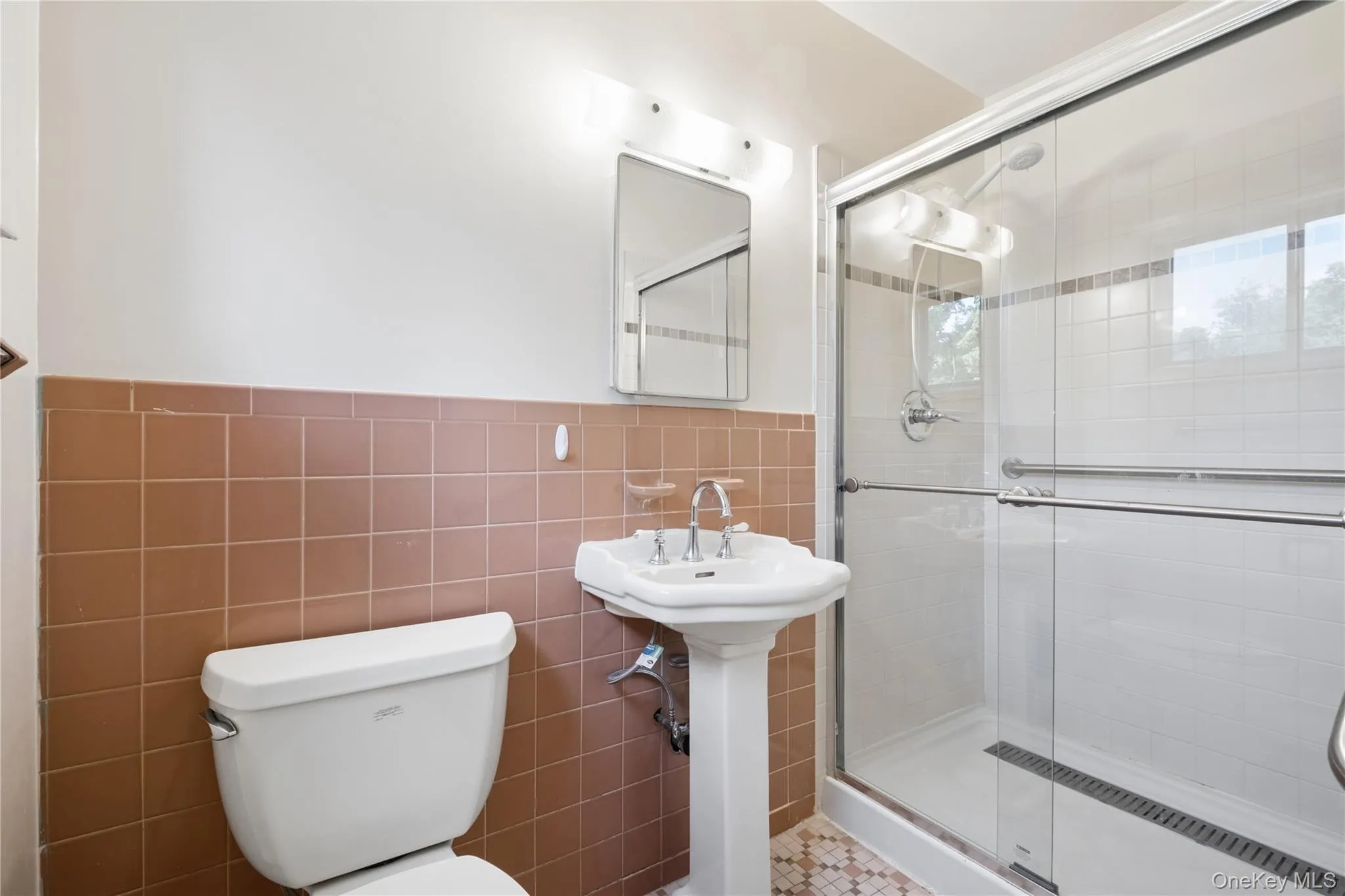 26 Southern Road, Greenburgh, NY, 3 Bedrooms Bedrooms, 8 Rooms Rooms,2 BathroomsBathrooms,Residential,For Rent,Southern,0,997209 26 Southern Road, Greenburgh, NY, 3 Bedrooms Bedrooms, 8 Rooms Rooms,2 BathroomsBathrooms,Residential,For Rent,Southern,0,997209