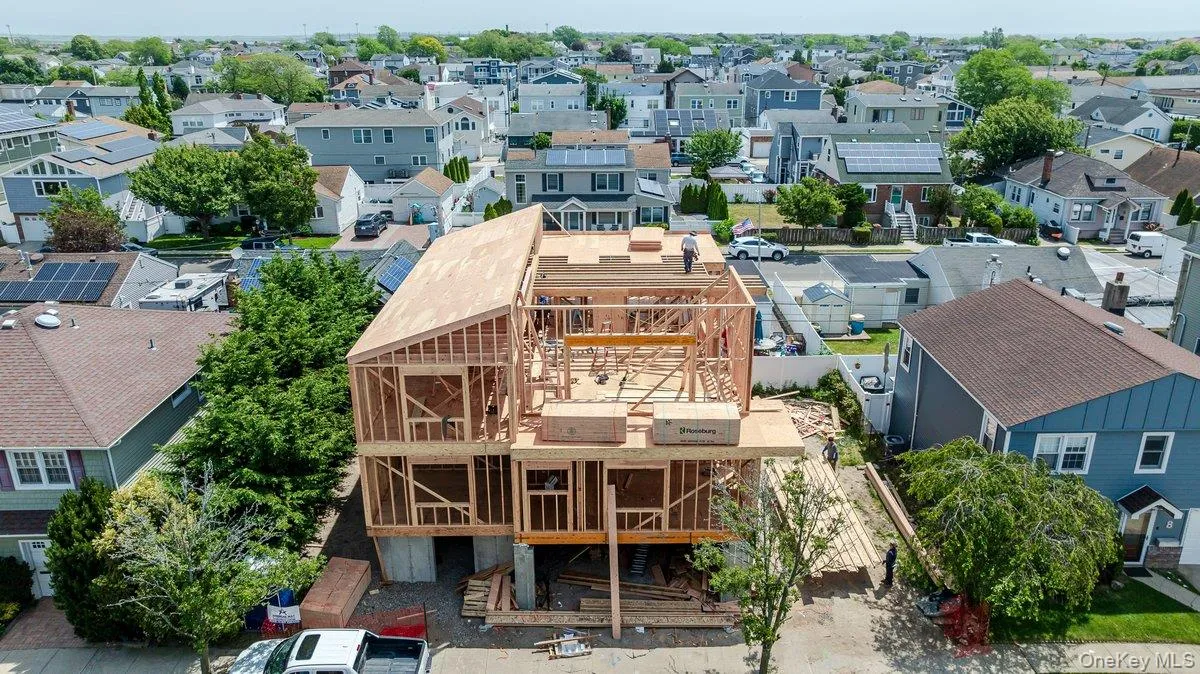 10 Kirkwood Street, Long Beach, NY, 5 Bedrooms Bedrooms, 10 Rooms Rooms,4 BathroomsBathrooms,Residential,For Rent,Kirkwood,0,997212 10 Kirkwood Street, Long Beach, NY, 5 Bedrooms Bedrooms, 10 Rooms Rooms,4 BathroomsBathrooms,Residential,For Rent,Kirkwood,0,997212