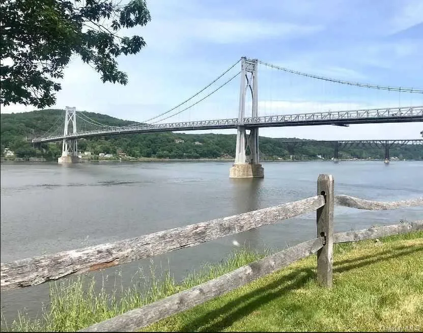59 HUDSON HEIGHTS Drive, Poughkeepsie, NY, 3 Bedrooms Bedrooms, 7 Rooms Rooms,1 BathroomBathrooms,Residential Lease,For Rent,HUDSON HEIGHTS,0,997215 59 HUDSON HEIGHTS Drive, Poughkeepsie, NY, 3 Bedrooms Bedrooms, 7 Rooms Rooms,1 BathroomBathrooms,Residential Lease,For Rent,HUDSON HEIGHTS,0,997215