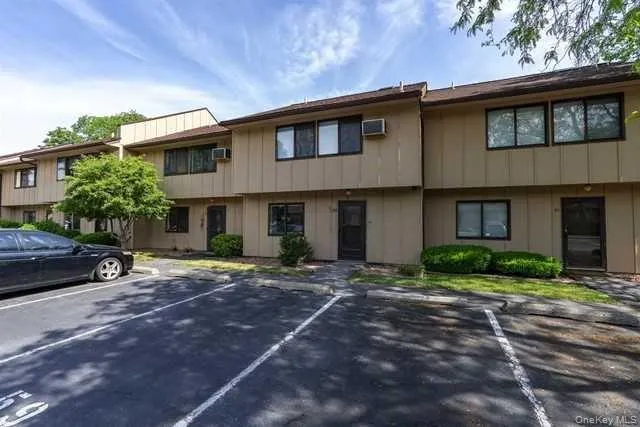59 HUDSON HEIGHTS Drive, Poughkeepsie, NY, 3 Bedrooms Bedrooms, 7 Rooms Rooms,1 BathroomBathrooms,Residential Lease,For Rent,HUDSON HEIGHTS,0,997215 59 HUDSON HEIGHTS Drive, Poughkeepsie, NY, 3 Bedrooms Bedrooms, 7 Rooms Rooms,1 BathroomBathrooms,Residential Lease,For Rent,HUDSON HEIGHTS,0,997215