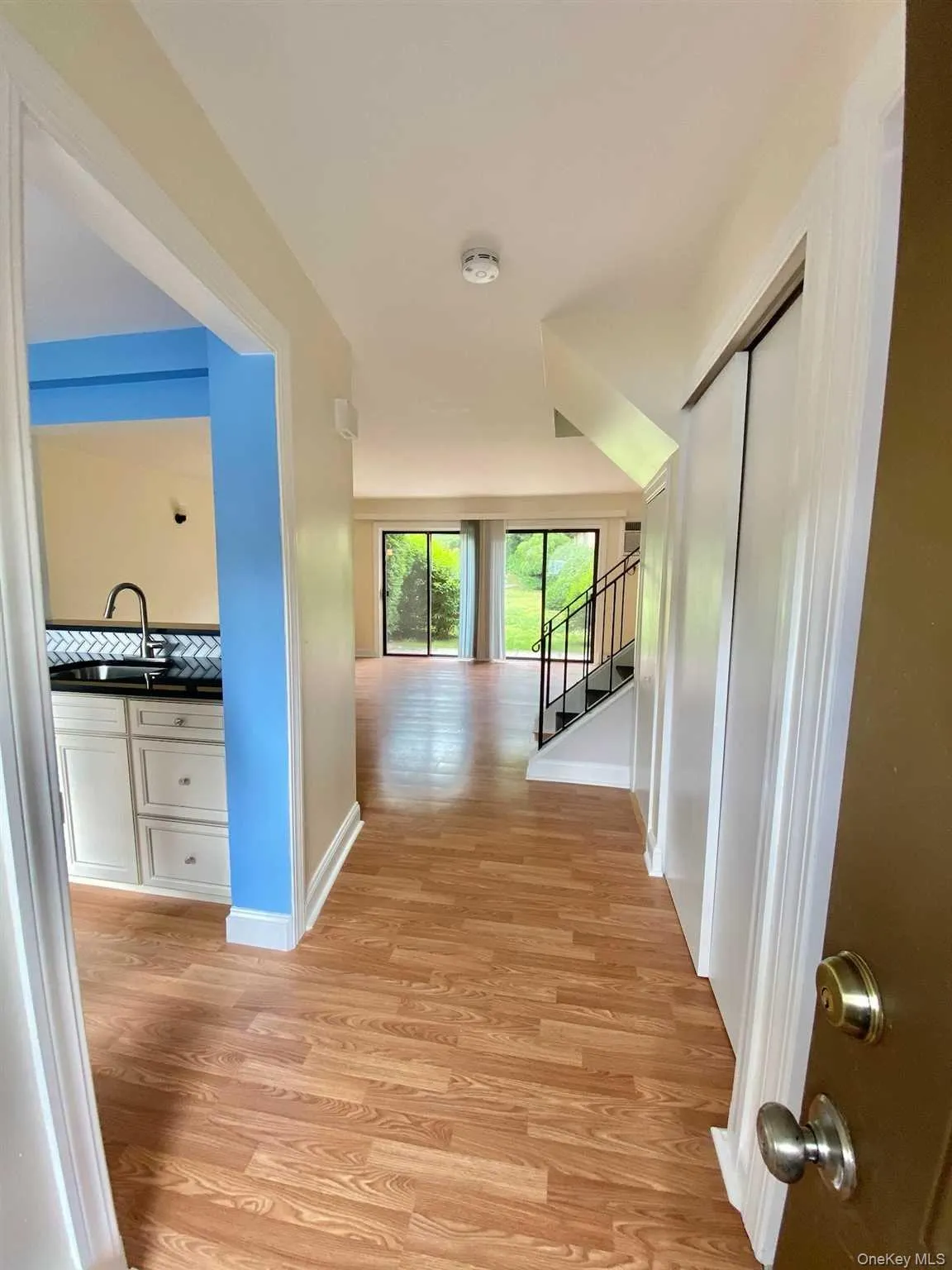 59 HUDSON HEIGHTS Drive, Poughkeepsie, NY, 3 Bedrooms Bedrooms, 7 Rooms Rooms,1 BathroomBathrooms,Residential Lease,For Rent,HUDSON HEIGHTS,0,997215 59 HUDSON HEIGHTS Drive, Poughkeepsie, NY, 3 Bedrooms Bedrooms, 7 Rooms Rooms,1 BathroomBathrooms,Residential Lease,For Rent,HUDSON HEIGHTS,0,997215