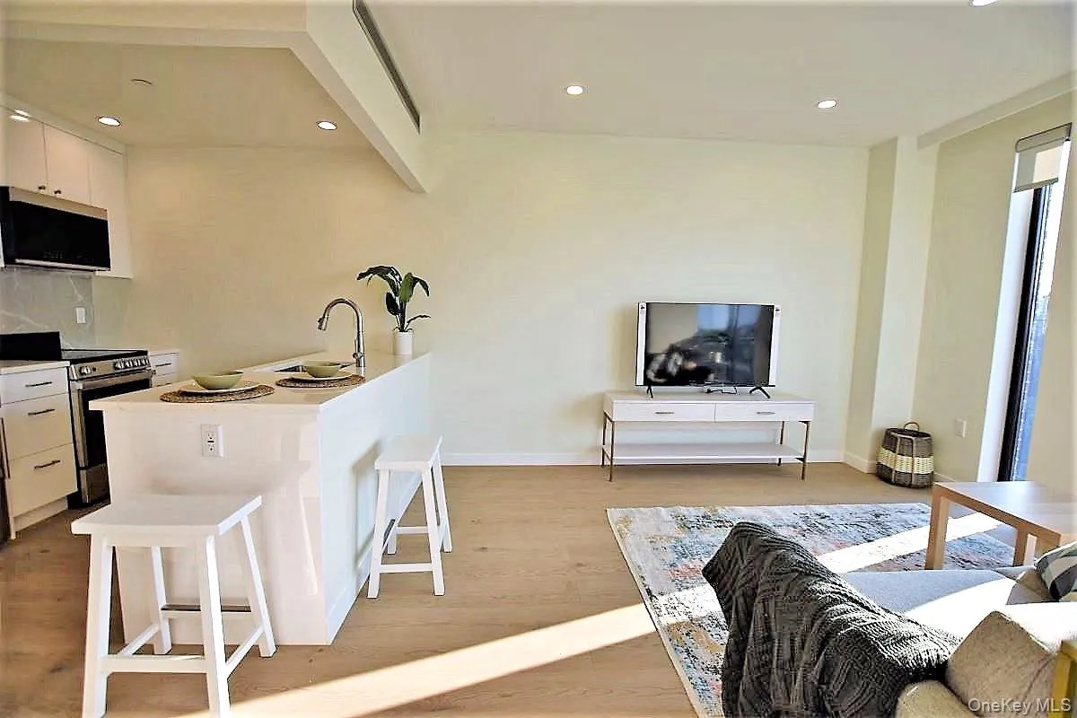 41-26 44th Street, New York, NY, 1 Bedroom Bedrooms, 2 Rooms Rooms,1 BathroomBathrooms,Residential Lease,For Rent,44th,0,997219 41-26 44th Street, New York, NY, 1 Bedroom Bedrooms, 2 Rooms Rooms,1 BathroomBathrooms,Residential Lease,For Rent,44th,0,997219