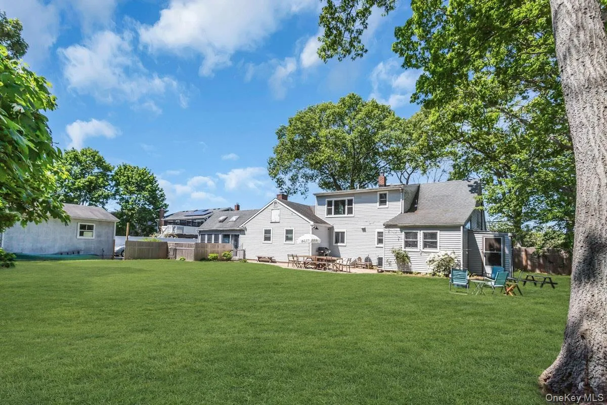 431 Cherry Avenue, Islip, NY, 4 Bedrooms Bedrooms, 8 Rooms Rooms,3 BathroomsBathrooms,Residential,For Rent,Cherry,0,997246 431 Cherry Avenue, Islip, NY, 4 Bedrooms Bedrooms, 8 Rooms Rooms,3 BathroomsBathrooms,Residential,For Rent,Cherry,0,997246