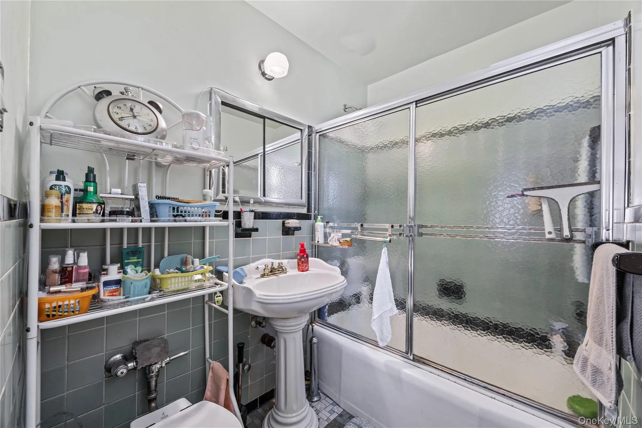 3131 Grand Concourse, New York, NY, 1 Bedroom Bedrooms, 3 Rooms Rooms,1 BathroomBathrooms,Residential Sale,For Rent,Grand Concourse,0,997252 3131 Grand Concourse, New York, NY, 1 Bedroom Bedrooms, 3 Rooms Rooms,1 BathroomBathrooms,Residential Sale,For Rent,Grand Concourse,0,997252