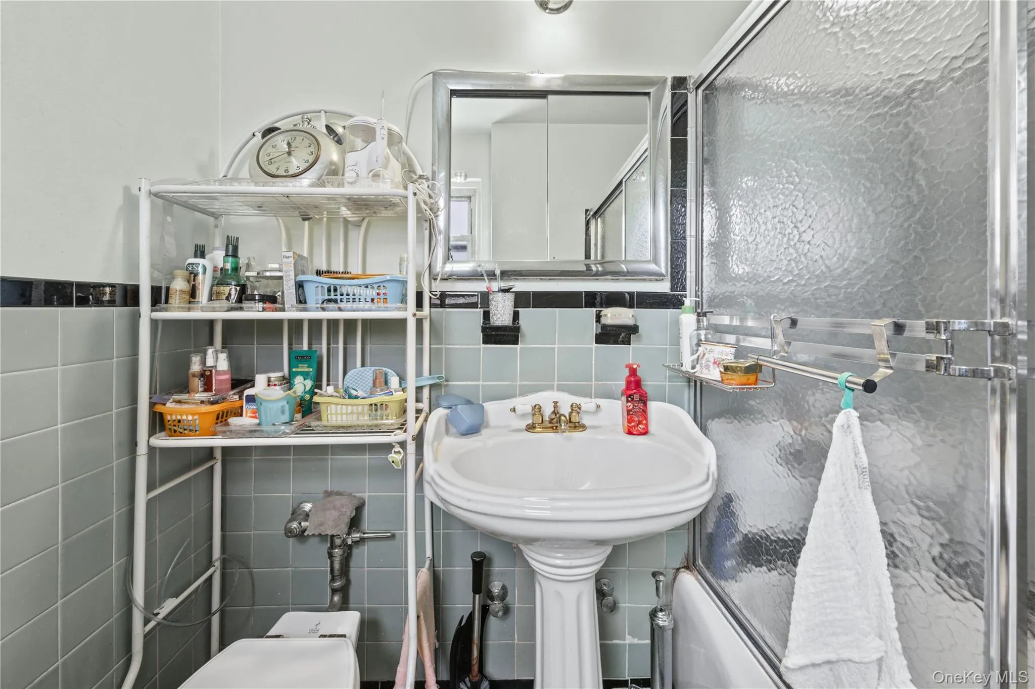 3131 Grand Concourse, New York, NY, 1 Bedroom Bedrooms, 3 Rooms Rooms,1 BathroomBathrooms,Residential Sale,For Rent,Grand Concourse,0,997252 3131 Grand Concourse, New York, NY, 1 Bedroom Bedrooms, 3 Rooms Rooms,1 BathroomBathrooms,Residential Sale,For Rent,Grand Concourse,0,997252