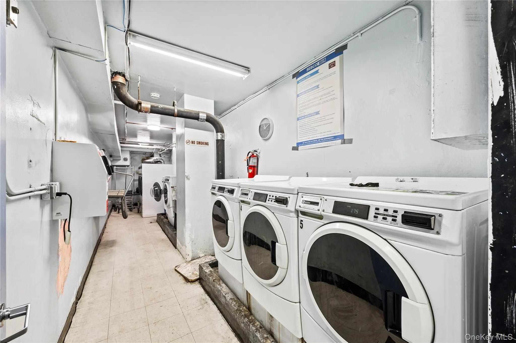 3131 Grand Concourse, New York, NY, 1 Bedroom Bedrooms, 3 Rooms Rooms,1 BathroomBathrooms,Residential Sale,For Rent,Grand Concourse,0,997252 3131 Grand Concourse, New York, NY, 1 Bedroom Bedrooms, 3 Rooms Rooms,1 BathroomBathrooms,Residential Sale,For Rent,Grand Concourse,0,997252