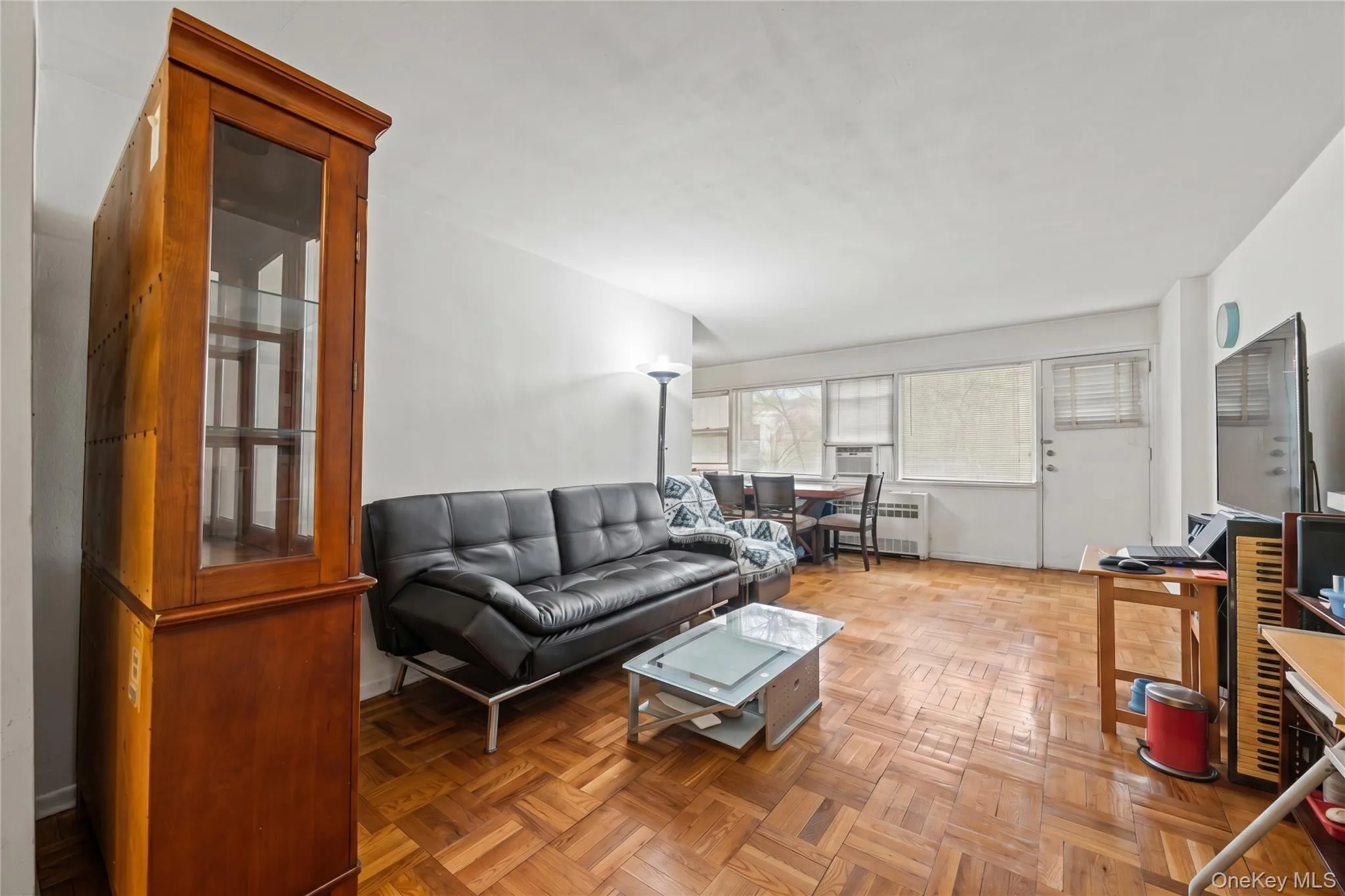 3131 Grand Concourse, New York, NY, 1 Bedroom Bedrooms, 3 Rooms Rooms,1 BathroomBathrooms,Residential Sale,For Rent,Grand Concourse,0,997252 3131 Grand Concourse, New York, NY, 1 Bedroom Bedrooms, 3 Rooms Rooms,1 BathroomBathrooms,Residential Sale,For Rent,Grand Concourse,0,997252