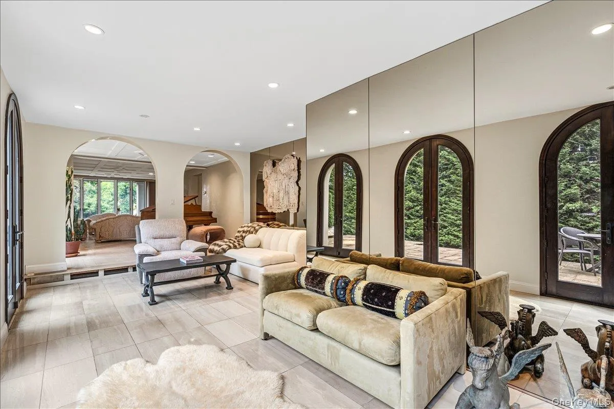 15470 Powells Cove Boulevard, New York, NY, 4 Bedrooms Bedrooms, 8 Rooms Rooms,5 BathroomsBathrooms,Residential,For Rent,Powells Cove,0,997254 15470 Powells Cove Boulevard, New York, NY, 4 Bedrooms Bedrooms, 8 Rooms Rooms,5 BathroomsBathrooms,Residential,For Rent,Powells Cove,0,997254