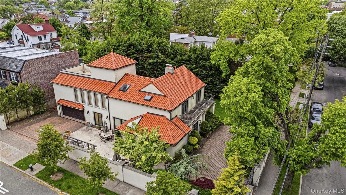 15470 Powells Cove Boulevard, New York, NY, 4 Bedrooms Bedrooms, 8 Rooms Rooms,5 BathroomsBathrooms,Residential,For Rent,Powells Cove,0,997254 15470 Powells Cove Boulevard, New York, NY, 4 Bedrooms Bedrooms, 8 Rooms Rooms,5 BathroomsBathrooms,Residential,For Rent,Powells Cove,0,997254