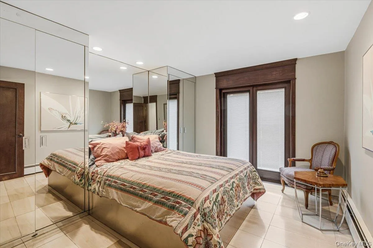 15470 Powells Cove Boulevard, New York, NY, 4 Bedrooms Bedrooms, 8 Rooms Rooms,5 BathroomsBathrooms,Residential,For Rent,Powells Cove,0,997254 15470 Powells Cove Boulevard, New York, NY, 4 Bedrooms Bedrooms, 8 Rooms Rooms,5 BathroomsBathrooms,Residential,For Rent,Powells Cove,0,997254