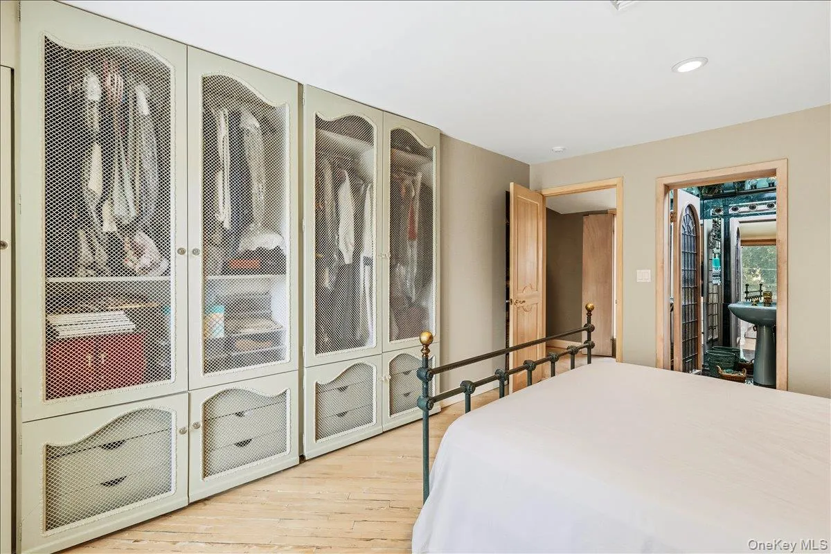 15470 Powells Cove Boulevard, New York, NY, 4 Bedrooms Bedrooms, 8 Rooms Rooms,5 BathroomsBathrooms,Residential,For Rent,Powells Cove,0,997254 15470 Powells Cove Boulevard, New York, NY, 4 Bedrooms Bedrooms, 8 Rooms Rooms,5 BathroomsBathrooms,Residential,For Rent,Powells Cove,0,997254