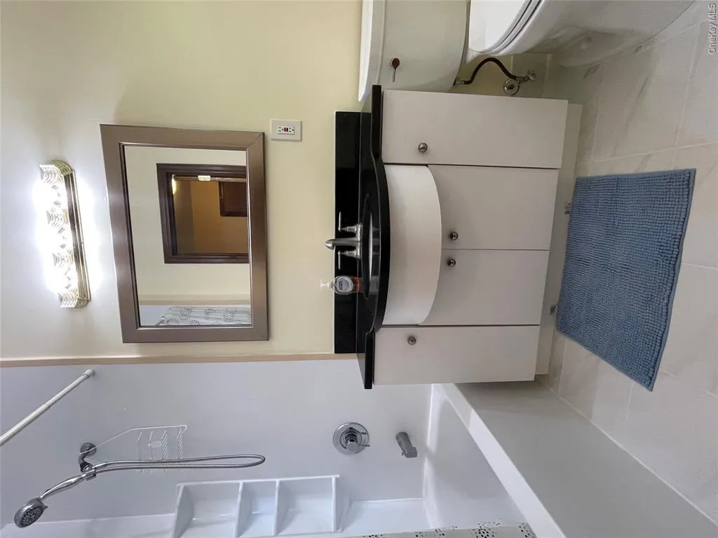 4 Cornwallis Road, Brookhaven, NY, 5 Bedrooms Bedrooms, 8 Rooms Rooms,3 BathroomsBathrooms,Residential Lease,For Rent,Cornwallis,0,997255 4 Cornwallis Road, Brookhaven, NY, 5 Bedrooms Bedrooms, 8 Rooms Rooms,3 BathroomsBathrooms,Residential Lease,For Rent,Cornwallis,0,997255