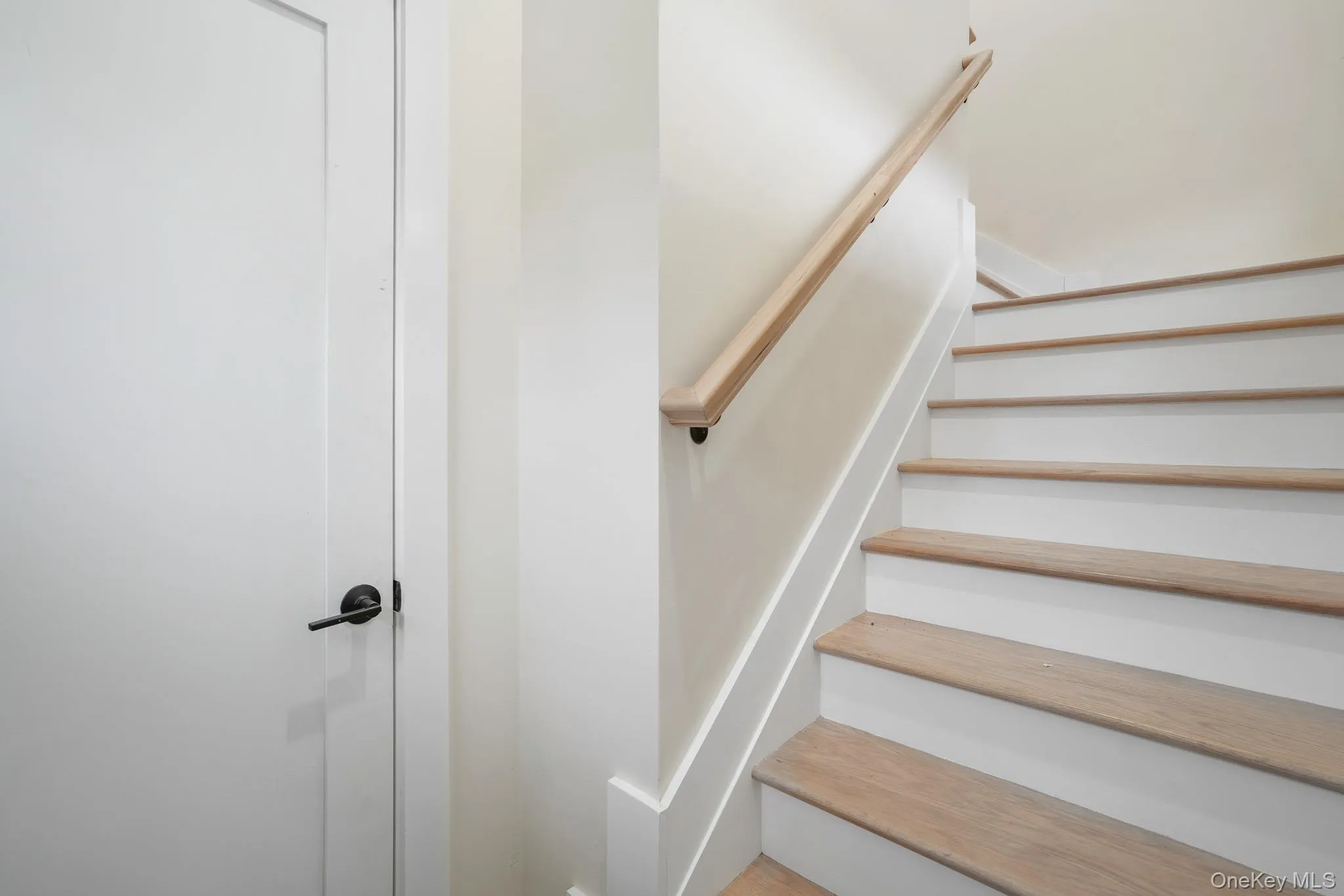 125 New Hamburg Road, Wappinger, NY, 1 Bedroom Bedrooms, 2 Rooms Rooms,1 BathroomBathrooms,Residential Lease,For Rent,New Hamburg,0,997264 125 New Hamburg Road, Wappinger, NY, 1 Bedroom Bedrooms, 2 Rooms Rooms,1 BathroomBathrooms,Residential Lease,For Rent,New Hamburg,0,997264