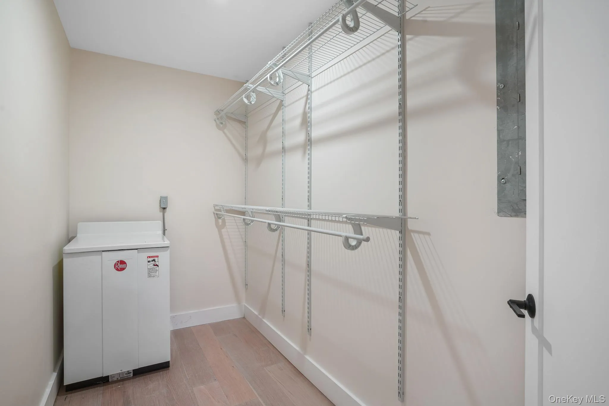 125 New Hamburg Road, Wappinger, NY, 1 Bedroom Bedrooms, 2 Rooms Rooms,1 BathroomBathrooms,Residential Lease,For Rent,New Hamburg,0,997269 125 New Hamburg Road, Wappinger, NY, 1 Bedroom Bedrooms, 2 Rooms Rooms,1 BathroomBathrooms,Residential Lease,For Rent,New Hamburg,0,997269