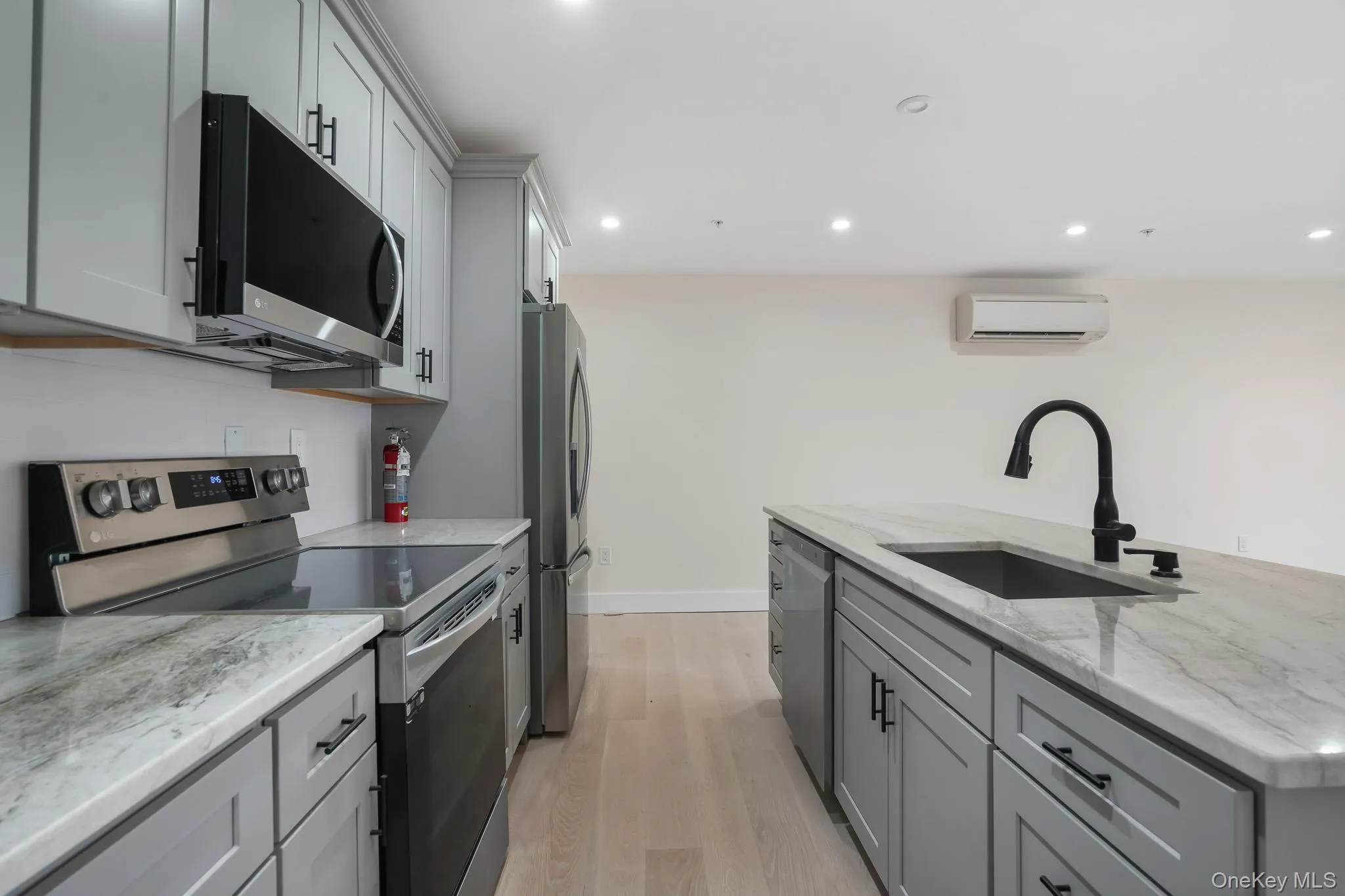 125 New Hamburg Road, Wappinger, NY, 1 Bedroom Bedrooms, 2 Rooms Rooms,1 BathroomBathrooms,Residential Lease,For Rent,New Hamburg,0,997269 125 New Hamburg Road, Wappinger, NY, 1 Bedroom Bedrooms, 2 Rooms Rooms,1 BathroomBathrooms,Residential Lease,For Rent,New Hamburg,0,997269