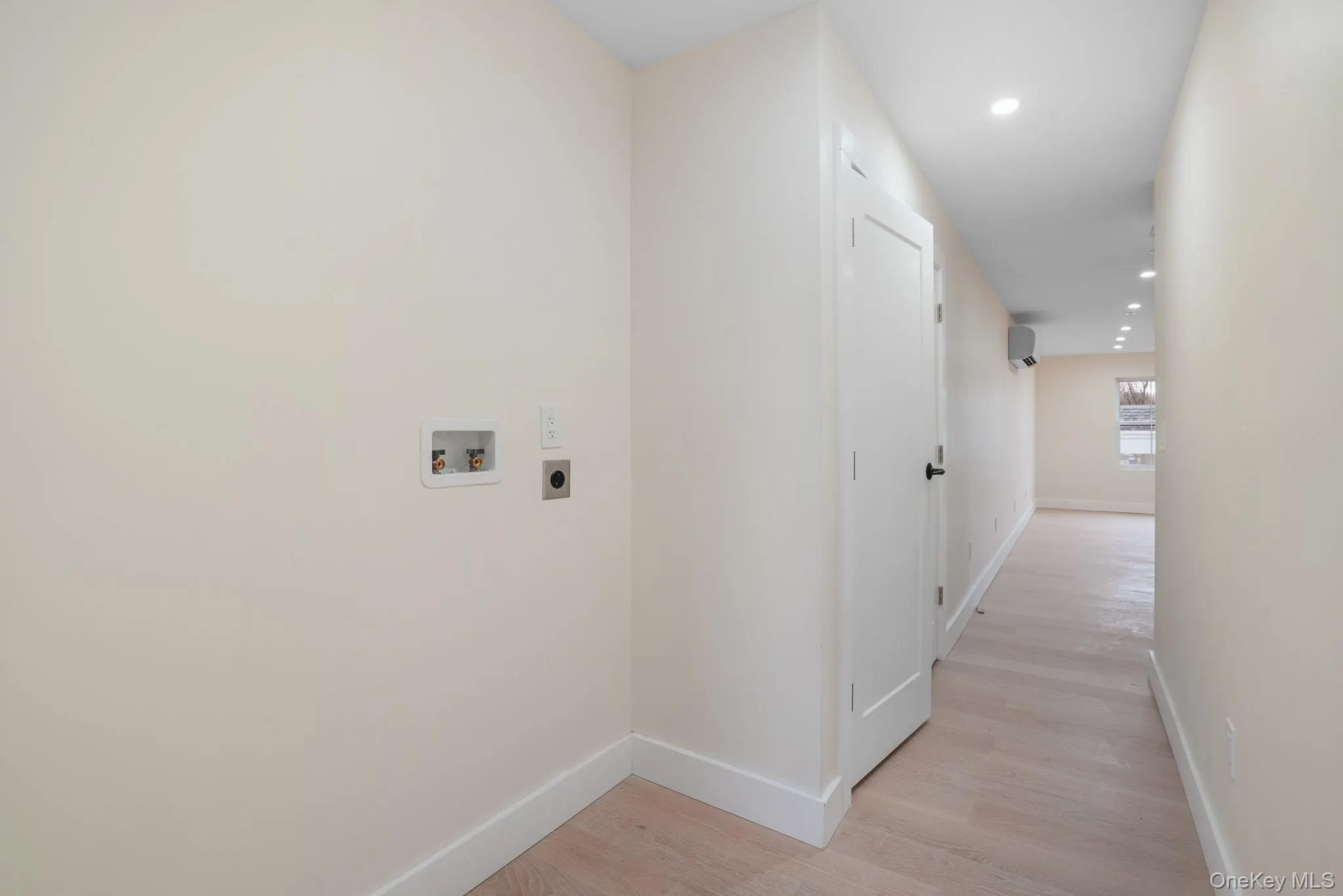 125 New Hamburg Road, Wappinger, NY, 1 Bedroom Bedrooms, 2 Rooms Rooms,1 BathroomBathrooms,Residential Lease,For Rent,New Hamburg,0,997269 125 New Hamburg Road, Wappinger, NY, 1 Bedroom Bedrooms, 2 Rooms Rooms,1 BathroomBathrooms,Residential Lease,For Rent,New Hamburg,0,997269