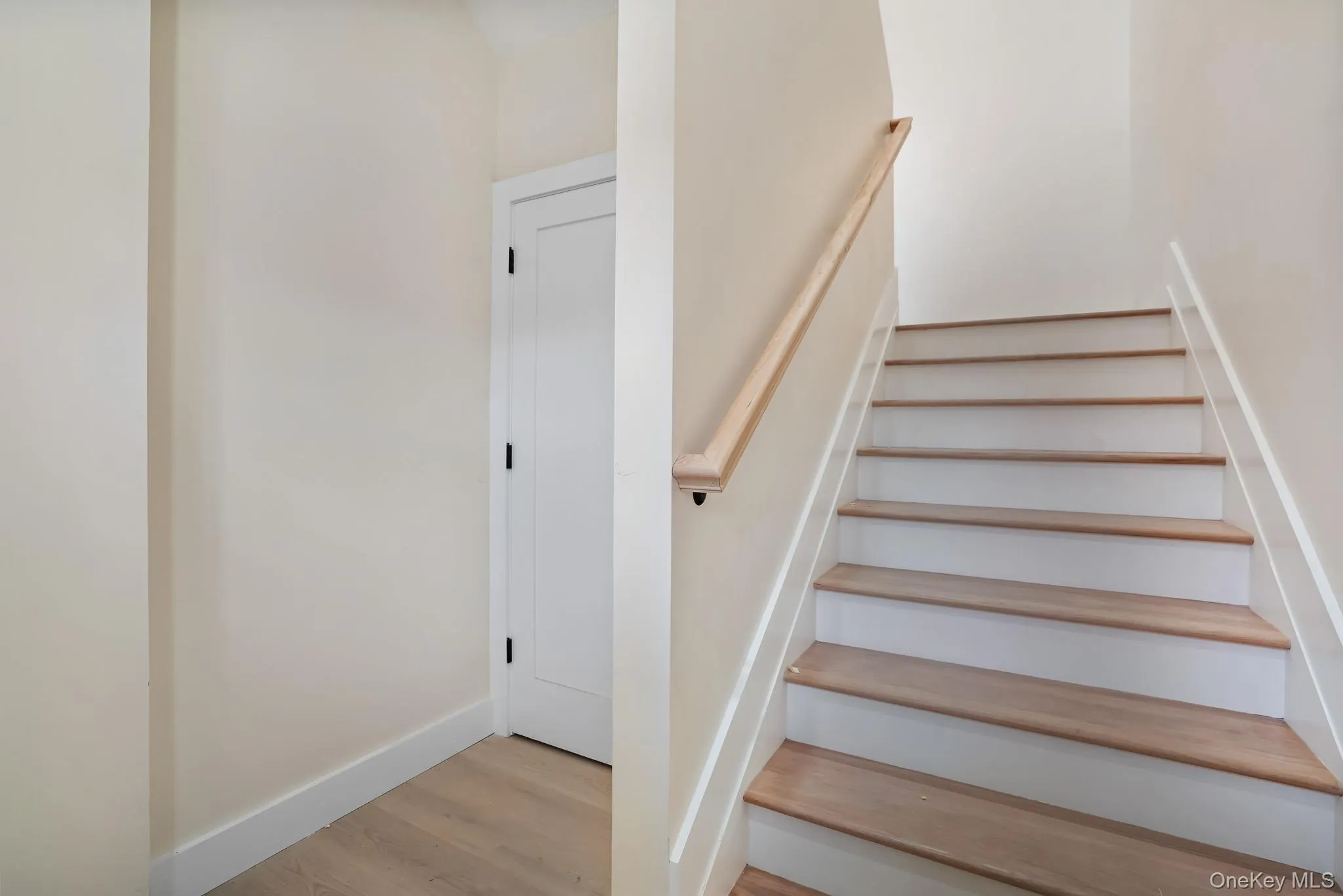 125 New Hamburg Road, Wappinger, NY, 1 Bedroom Bedrooms, 2 Rooms Rooms,1 BathroomBathrooms,Residential Lease,For Rent,New Hamburg,0,997272 125 New Hamburg Road, Wappinger, NY, 1 Bedroom Bedrooms, 2 Rooms Rooms,1 BathroomBathrooms,Residential Lease,For Rent,New Hamburg,0,997272