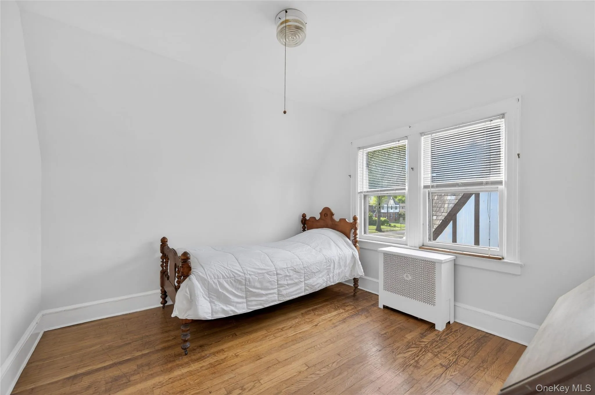 114 New Hyde Park Road, Hempstead, NY, 5 Bedrooms Bedrooms, 9 Rooms Rooms,2 BathroomsBathrooms,Residential,For Rent,New Hyde Park,0,997278 114 New Hyde Park Road, Hempstead, NY, 5 Bedrooms Bedrooms, 9 Rooms Rooms,2 BathroomsBathrooms,Residential,For Rent,New Hyde Park,0,997278