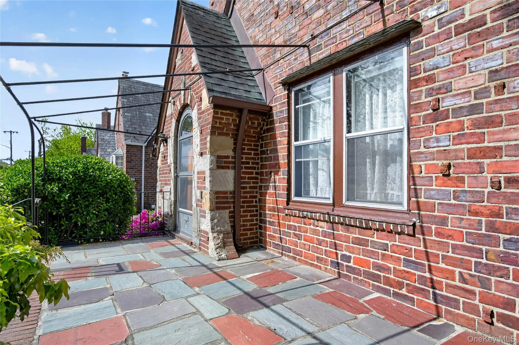 114 New Hyde Park Road, Hempstead, NY, 5 Bedrooms Bedrooms, 9 Rooms Rooms,2 BathroomsBathrooms,Residential,For Rent,New Hyde Park,0,997278 114 New Hyde Park Road, Hempstead, NY, 5 Bedrooms Bedrooms, 9 Rooms Rooms,2 BathroomsBathrooms,Residential,For Rent,New Hyde Park,0,997278