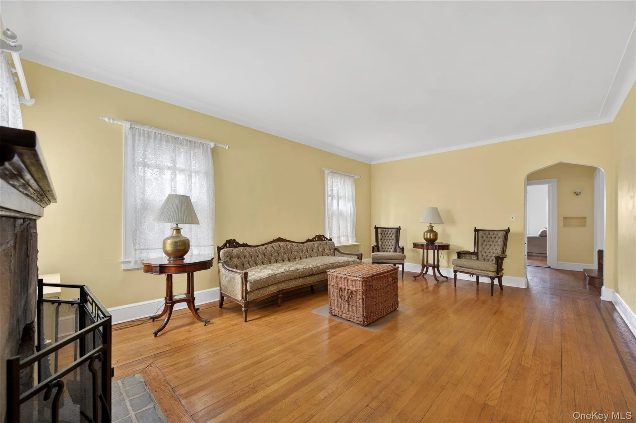 114 New Hyde Park Road, Hempstead, NY, 5 Bedrooms Bedrooms, 9 Rooms Rooms,2 BathroomsBathrooms,Residential,For Rent,New Hyde Park,0,997278 114 New Hyde Park Road, Hempstead, NY, 5 Bedrooms Bedrooms, 9 Rooms Rooms,2 BathroomsBathrooms,Residential,For Rent,New Hyde Park,0,997278
