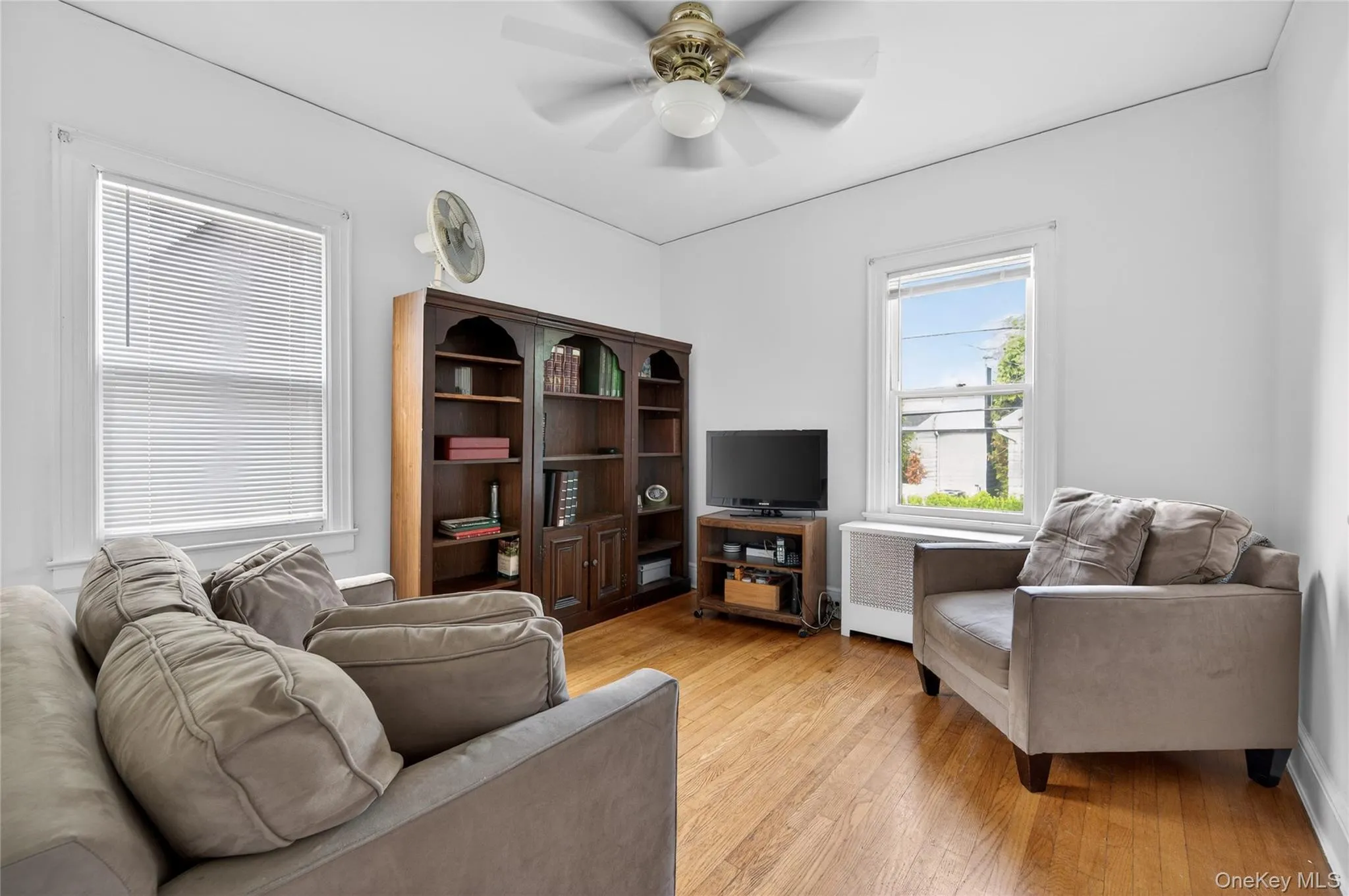 114 New Hyde Park Road, Hempstead, NY, 5 Bedrooms Bedrooms, 9 Rooms Rooms,2 BathroomsBathrooms,Residential,For Rent,New Hyde Park,0,997278 114 New Hyde Park Road, Hempstead, NY, 5 Bedrooms Bedrooms, 9 Rooms Rooms,2 BathroomsBathrooms,Residential,For Rent,New Hyde Park,0,997278